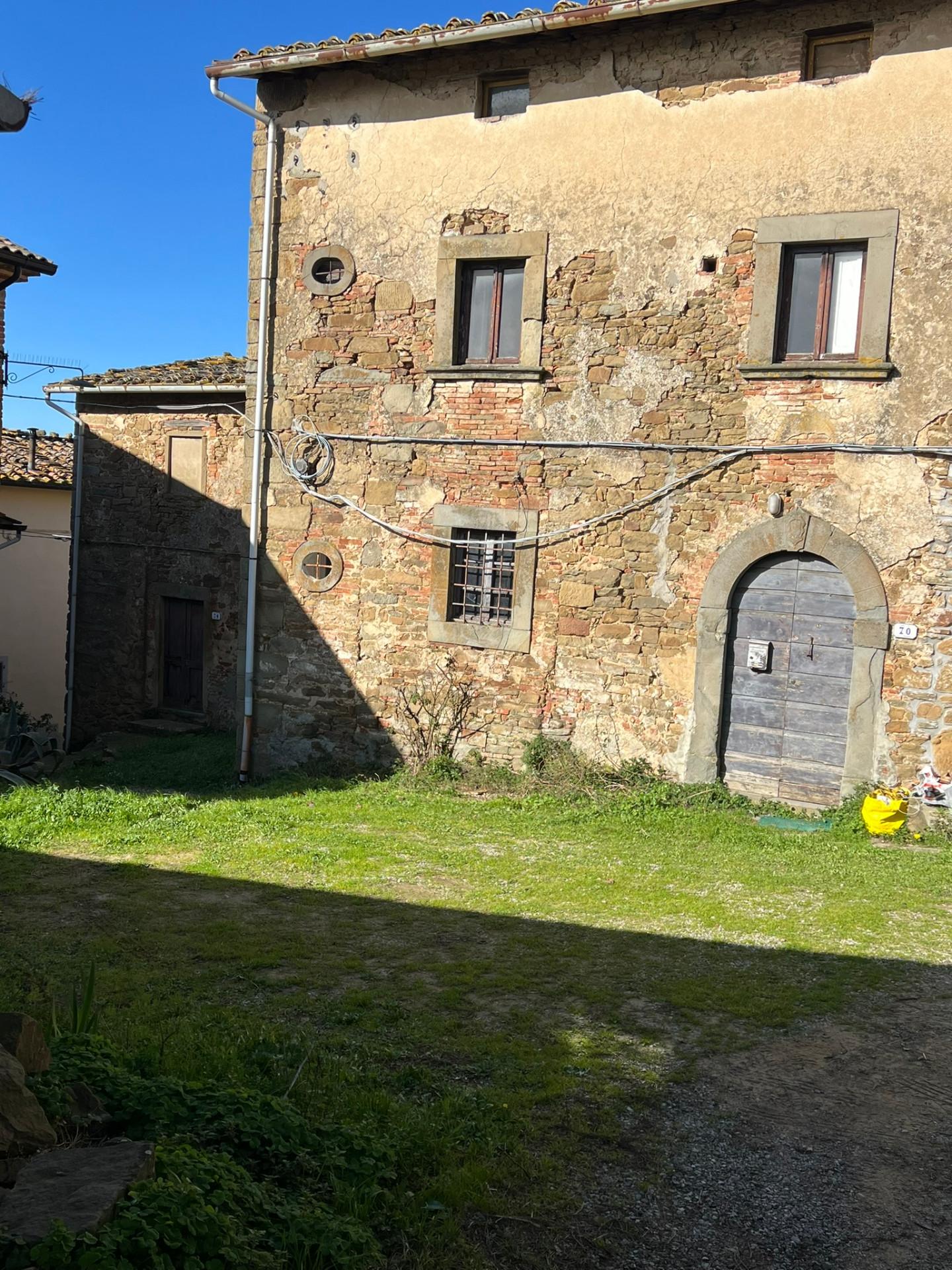 Porzione di casa in vendita a Faltognano, Vinci (FI)