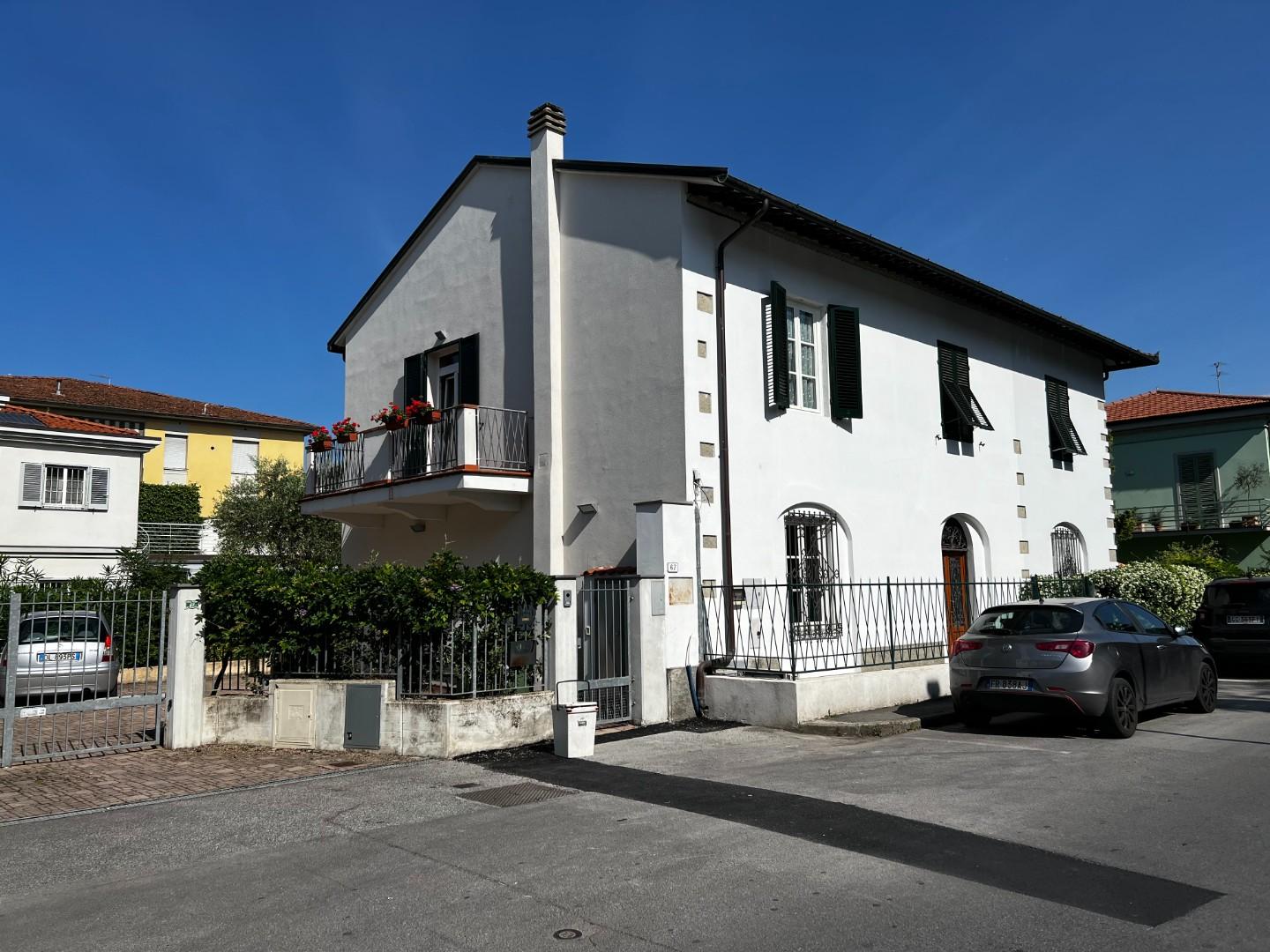 Villetta bifamiliare in vendita a Lucca