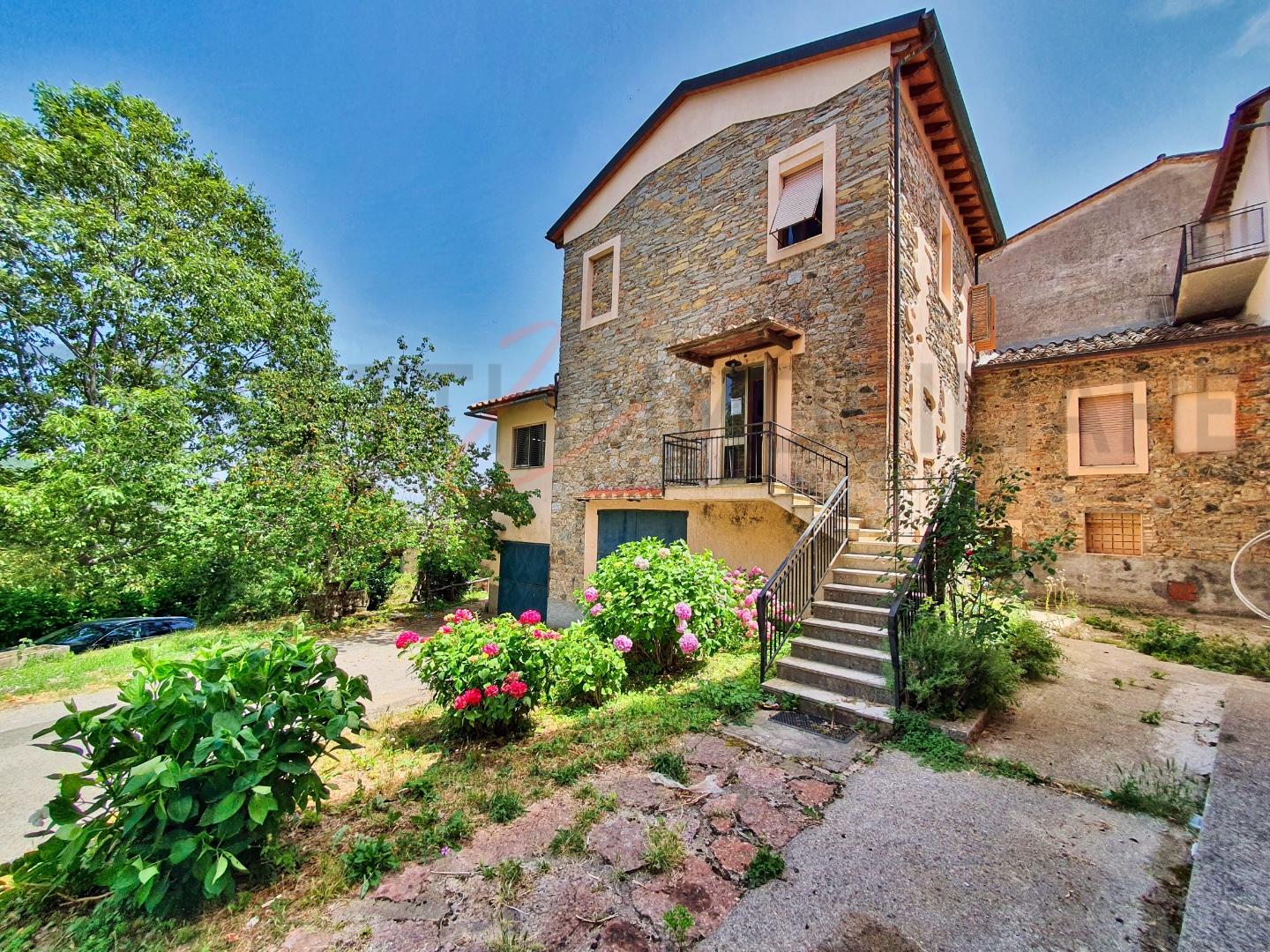 Casa semindipendente in vendita a Montieri (GR)