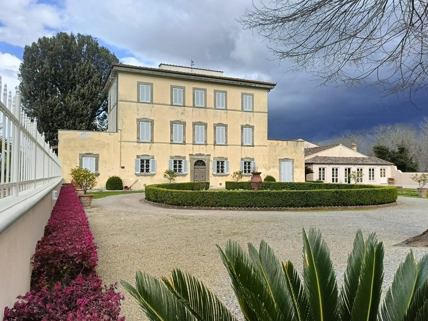 Villa in vendita a Pisa