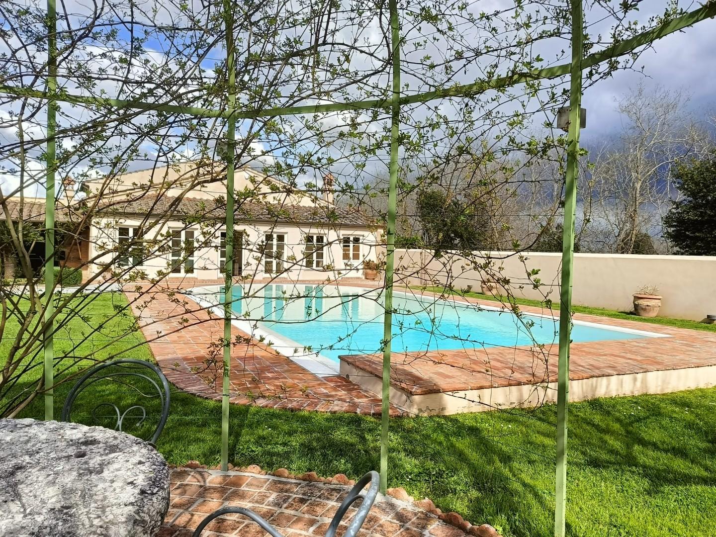 Villa - Pisa (15/28)