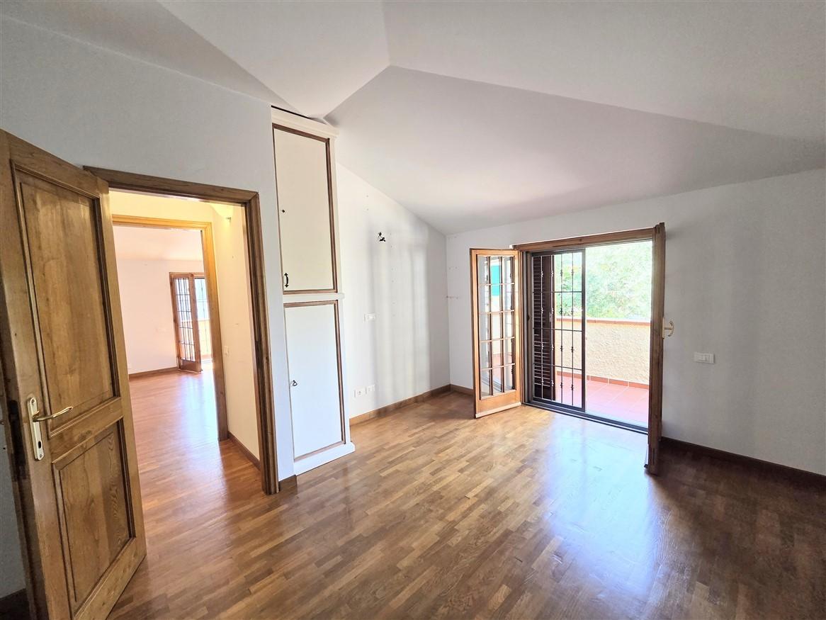 Villa - Massa (40/41)