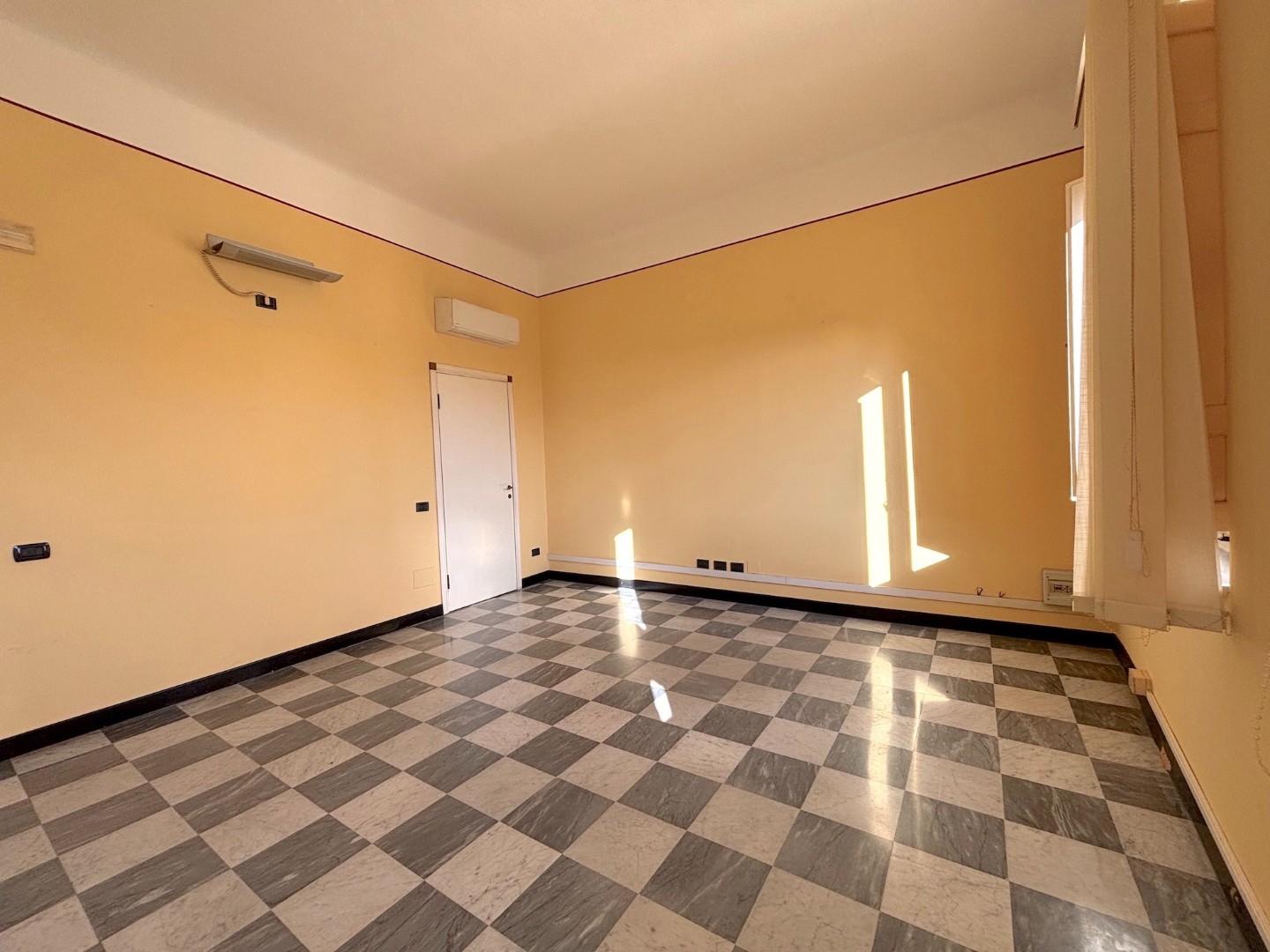 Appartamento - Lungarni, Pisa (23/32)