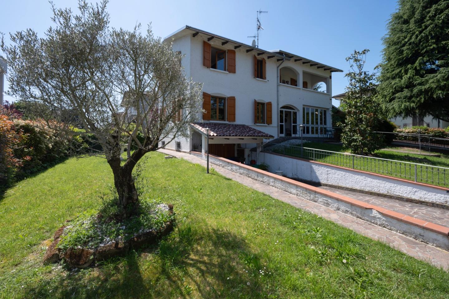 Villetta a schiera in Vendita a Parma