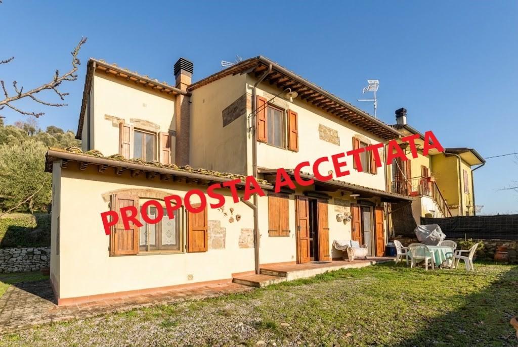 Rustico in vendita a Palaia
