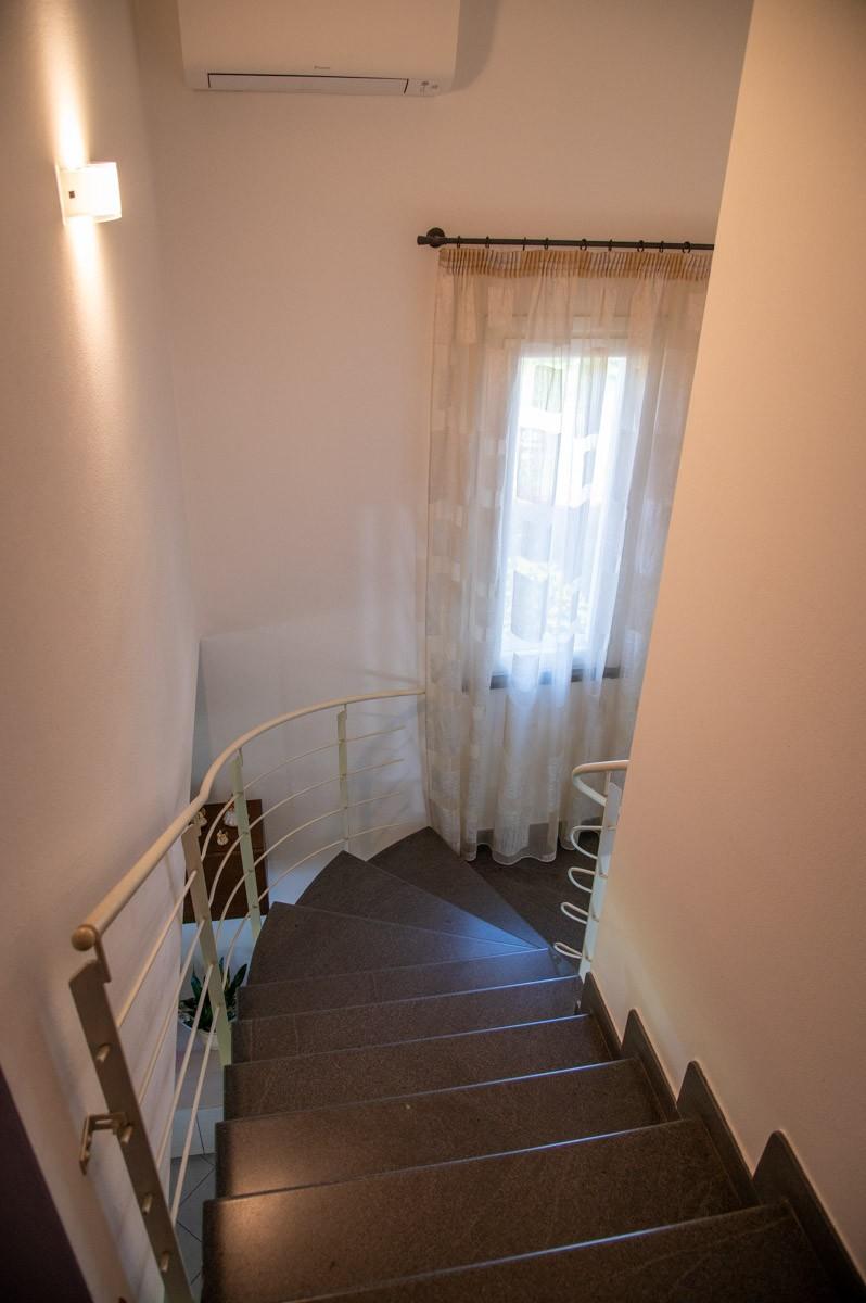 Villa - San Giuliano Terme (32/51)