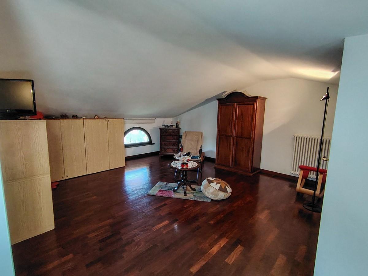 Villa - San Giuliano Terme (46/51)