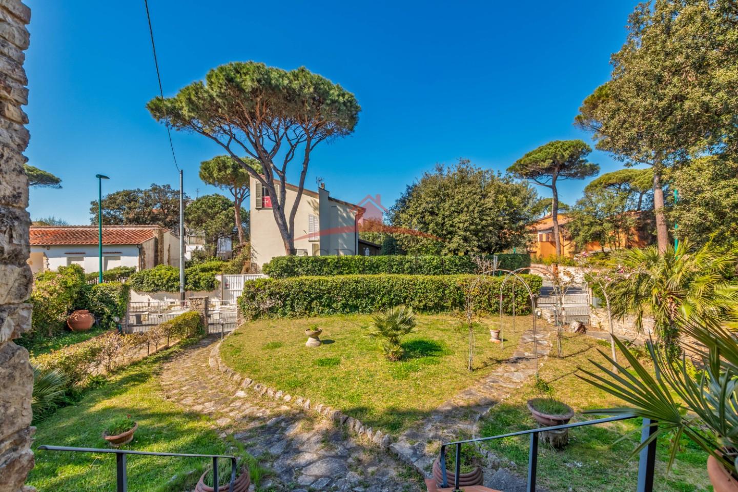 Villa - Tirrenia, Pisa (43/46)