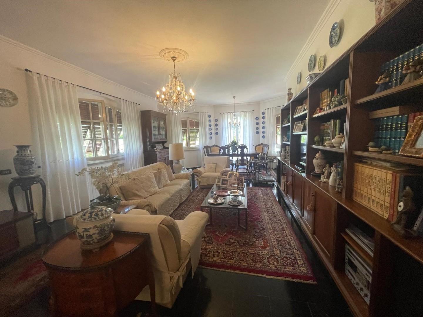 Villa - Fossone, Carrara (14/48)