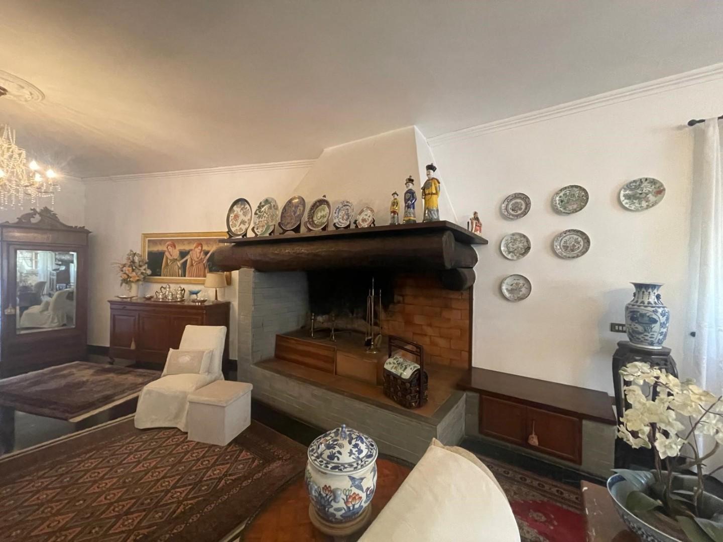 Villa - Fossone, Carrara (12/48)