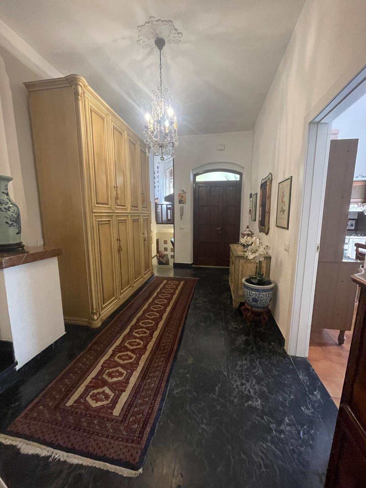 Villa - Fossone, Carrara (27/48)