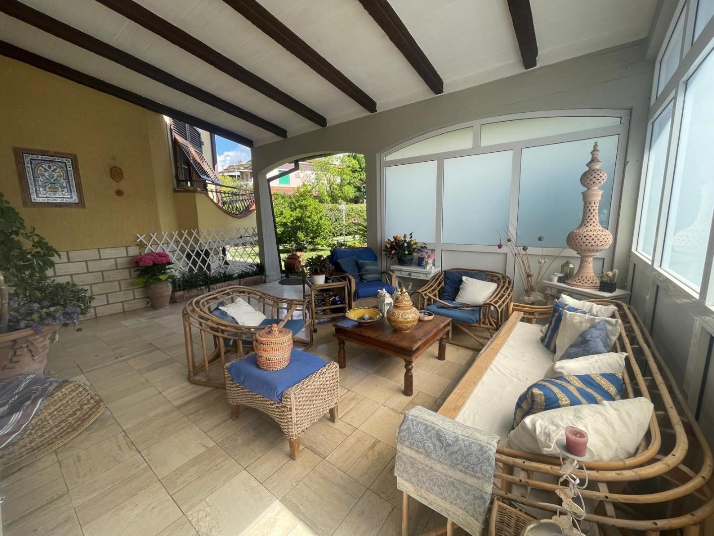 Villa - Fossone, Carrara (8/48)