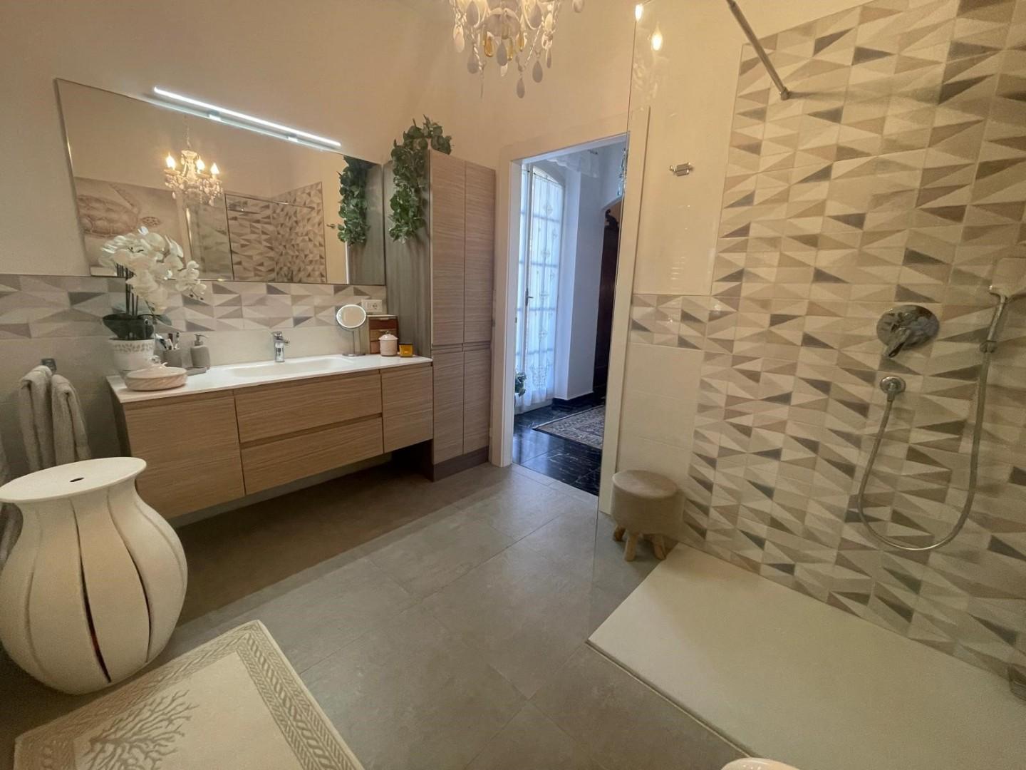 Villa - Fossone, Carrara (25/48)
