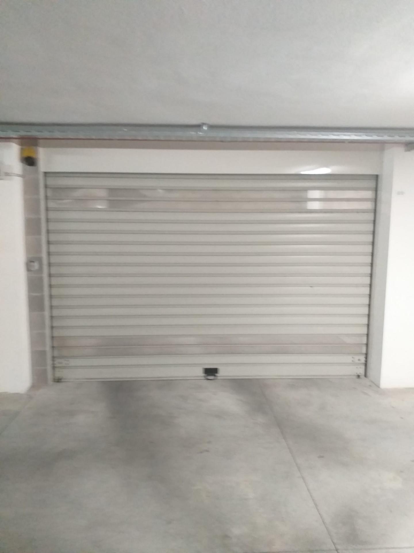 Garage in vendita a Siena