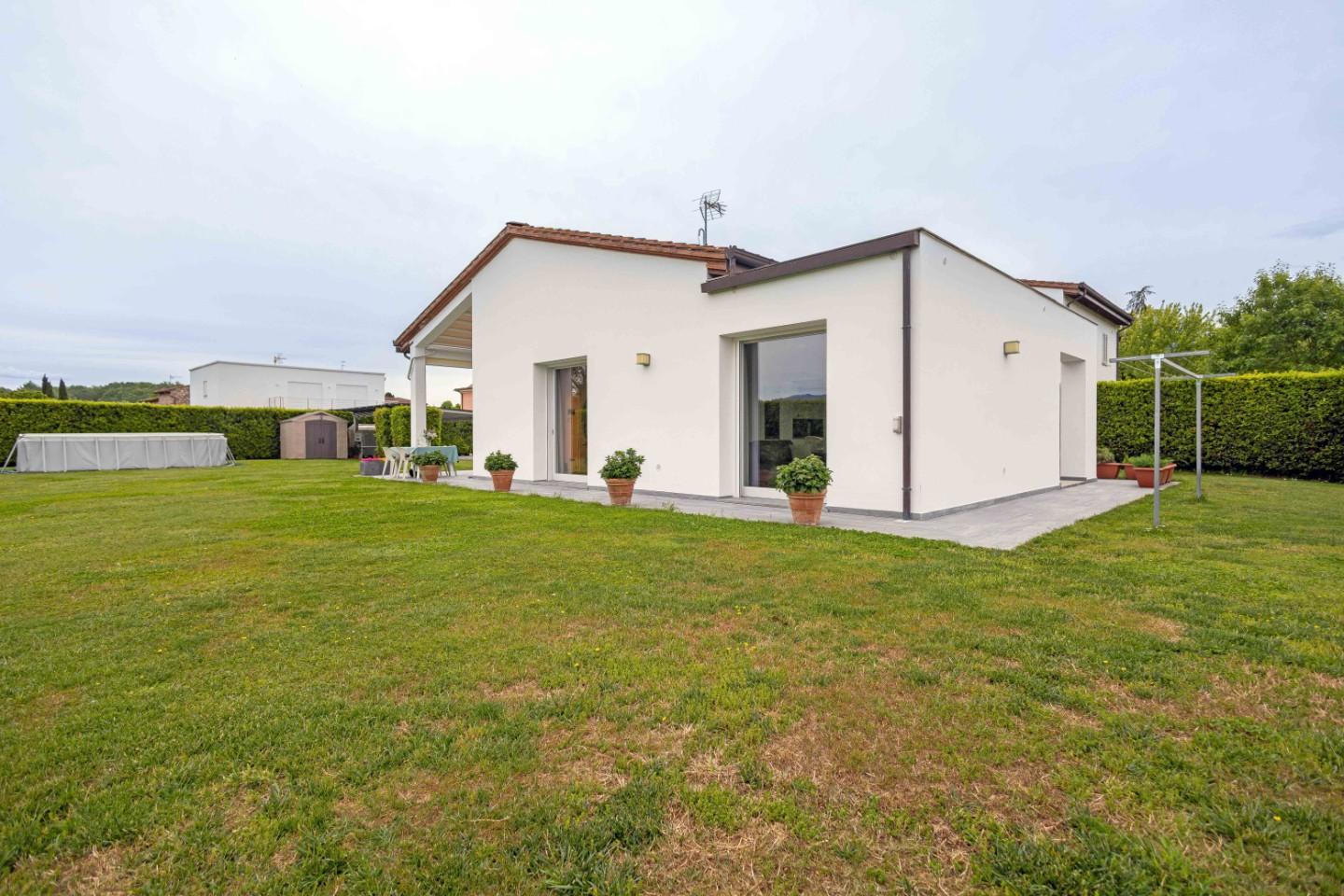 Villa - Prima periferia, Lucca (48/48)