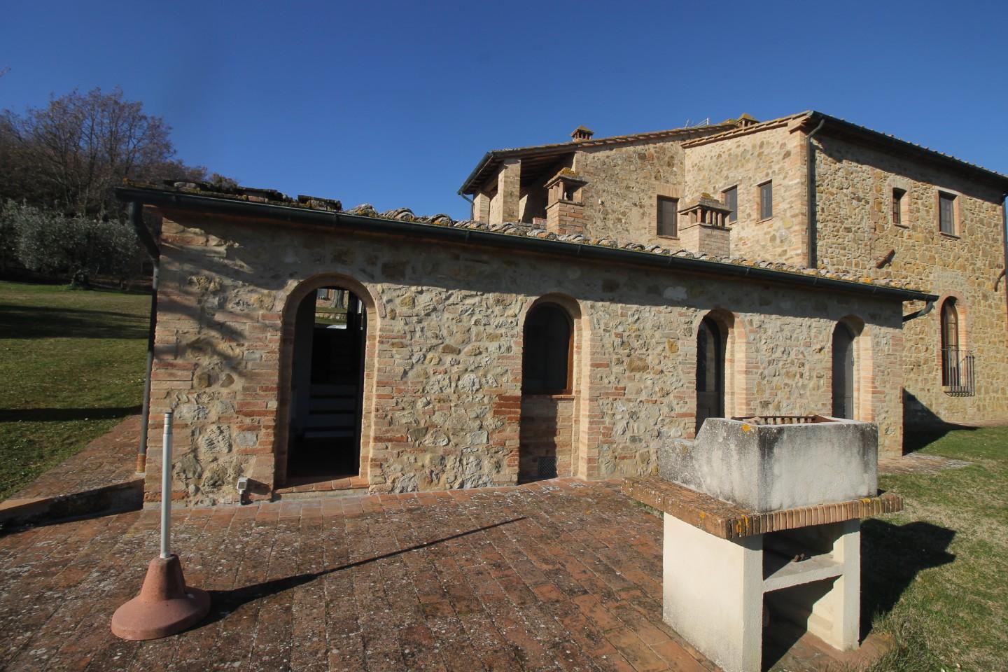 Colonica in vendita a Casole d'Elsa