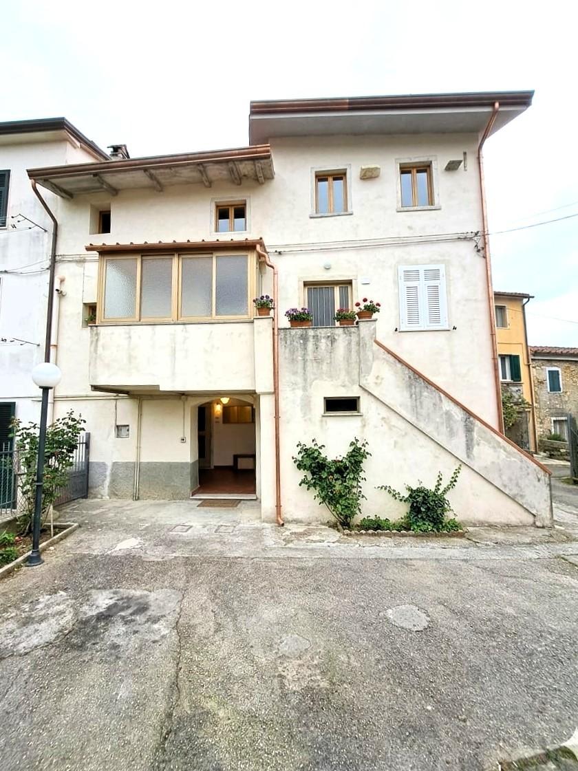 Terratetto in vendita a Carrara