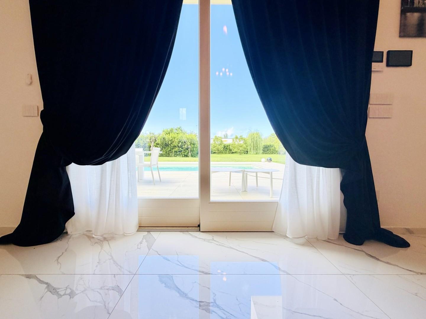 Villa - Marina Di Pietrasanta, Viale Apua, Pietrasanta (5/48)