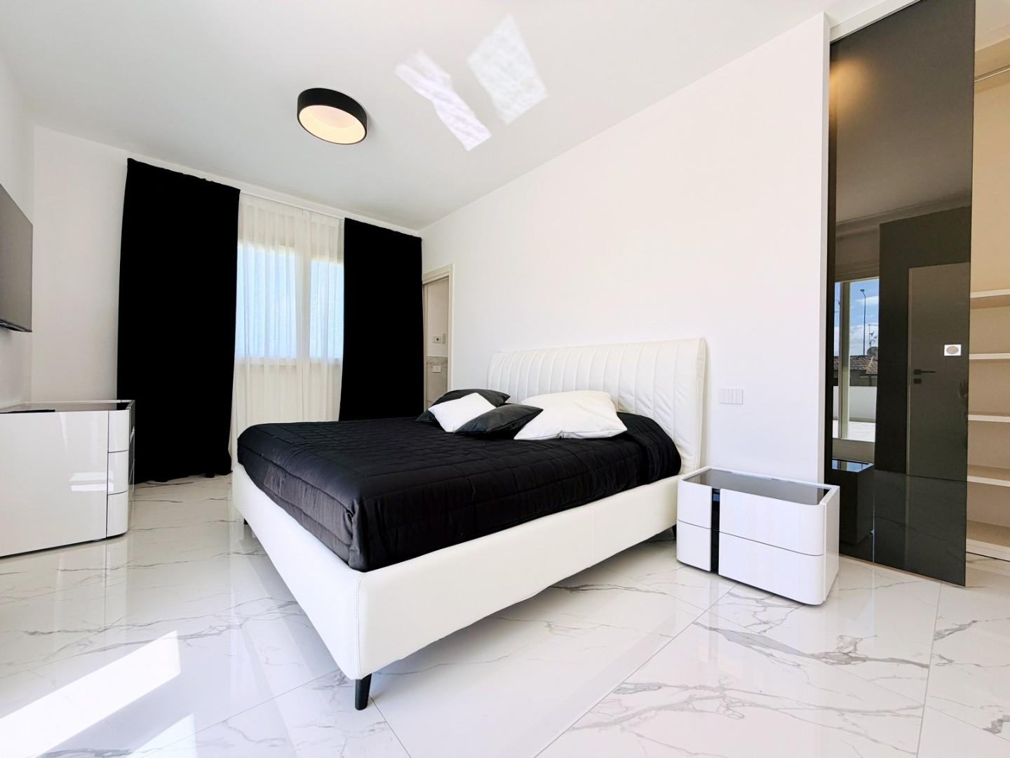 Villa - Marina Di Pietrasanta, Viale Apua, Pietrasanta (27/48)