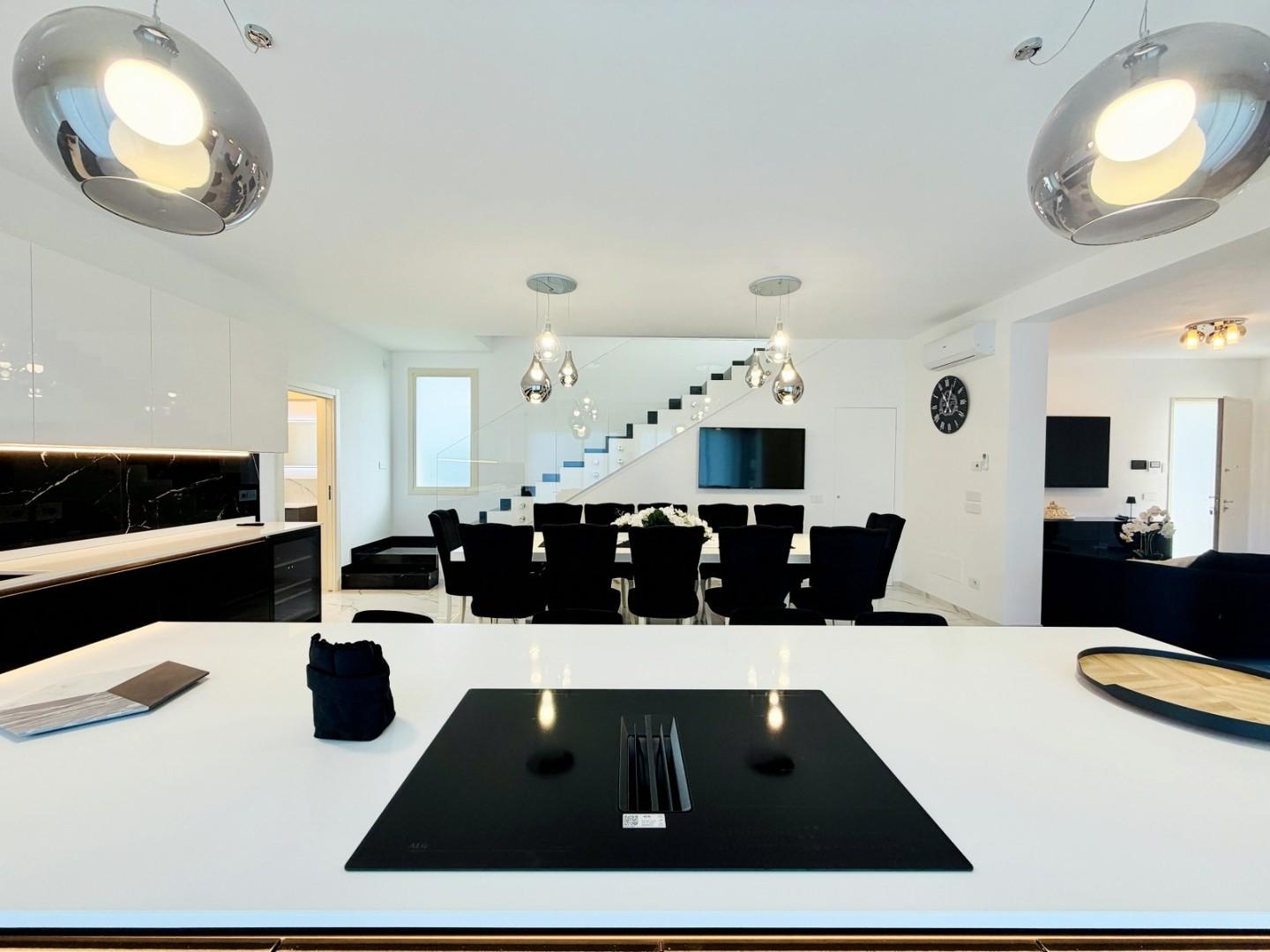 Villa - Marina Di Pietrasanta, Viale Apua, Pietrasanta (9/48)