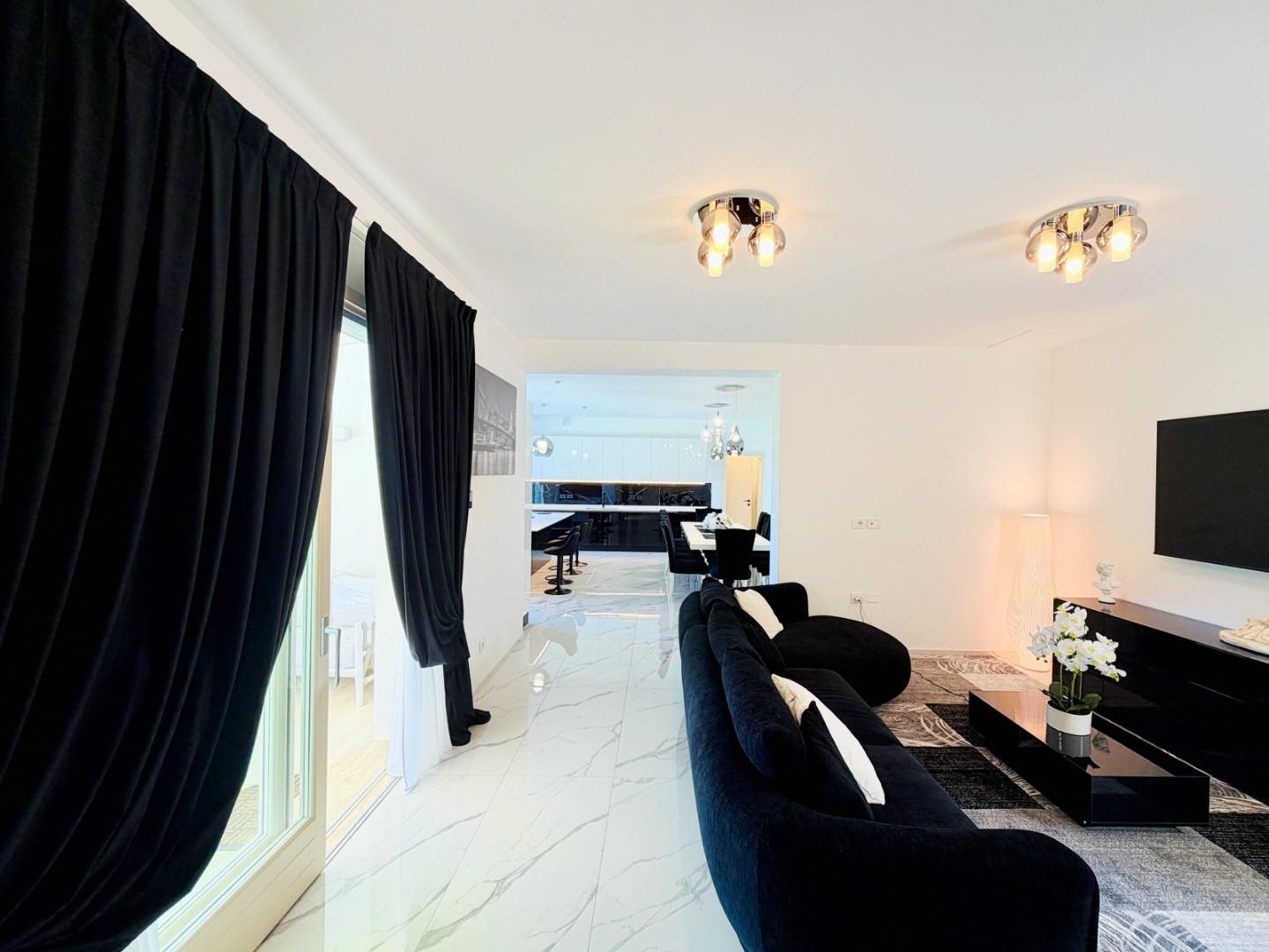 Villa - Marina Di Pietrasanta, Viale Apua, Pietrasanta (22/48)