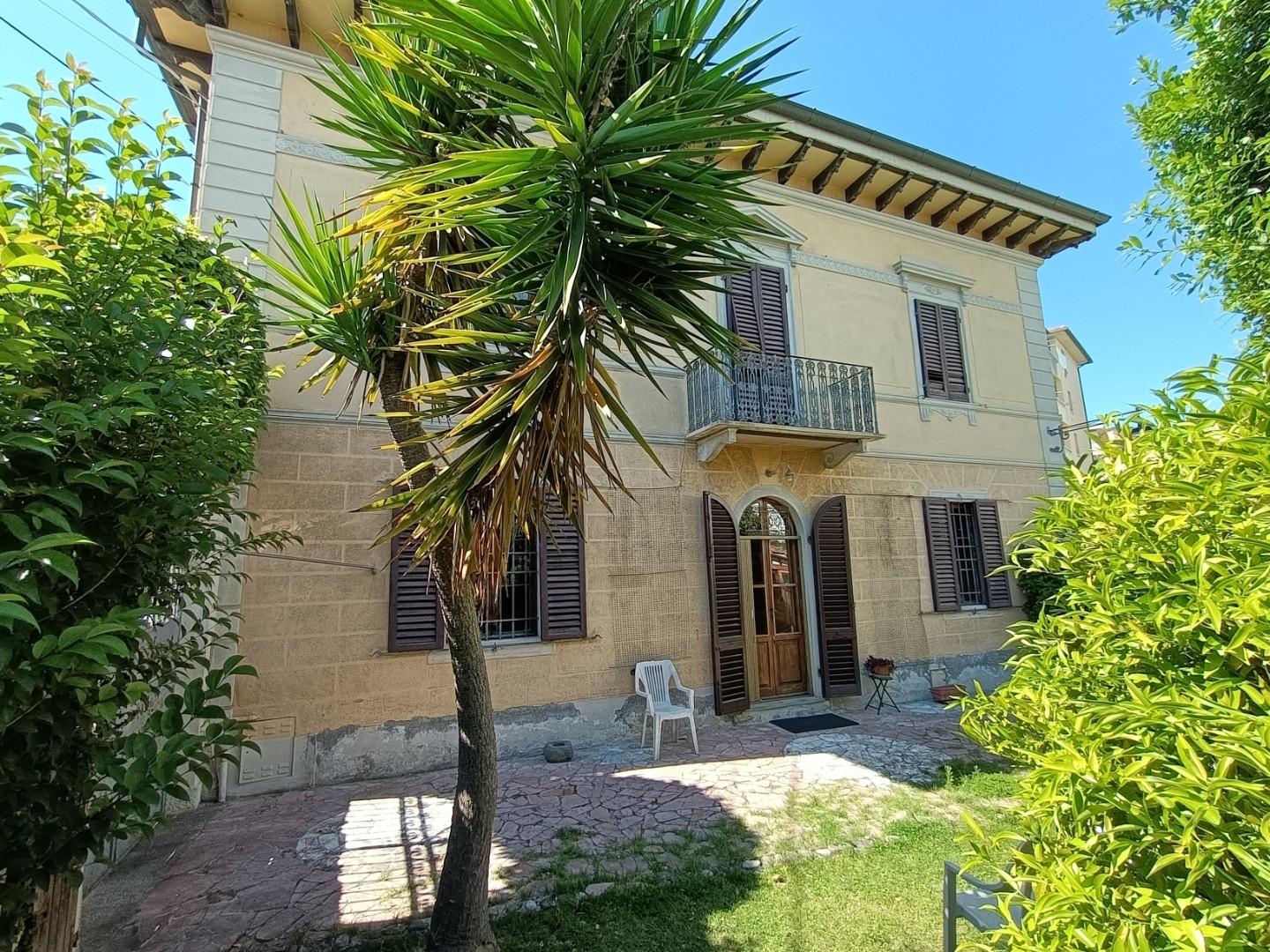 Villa in vendita a Pisa