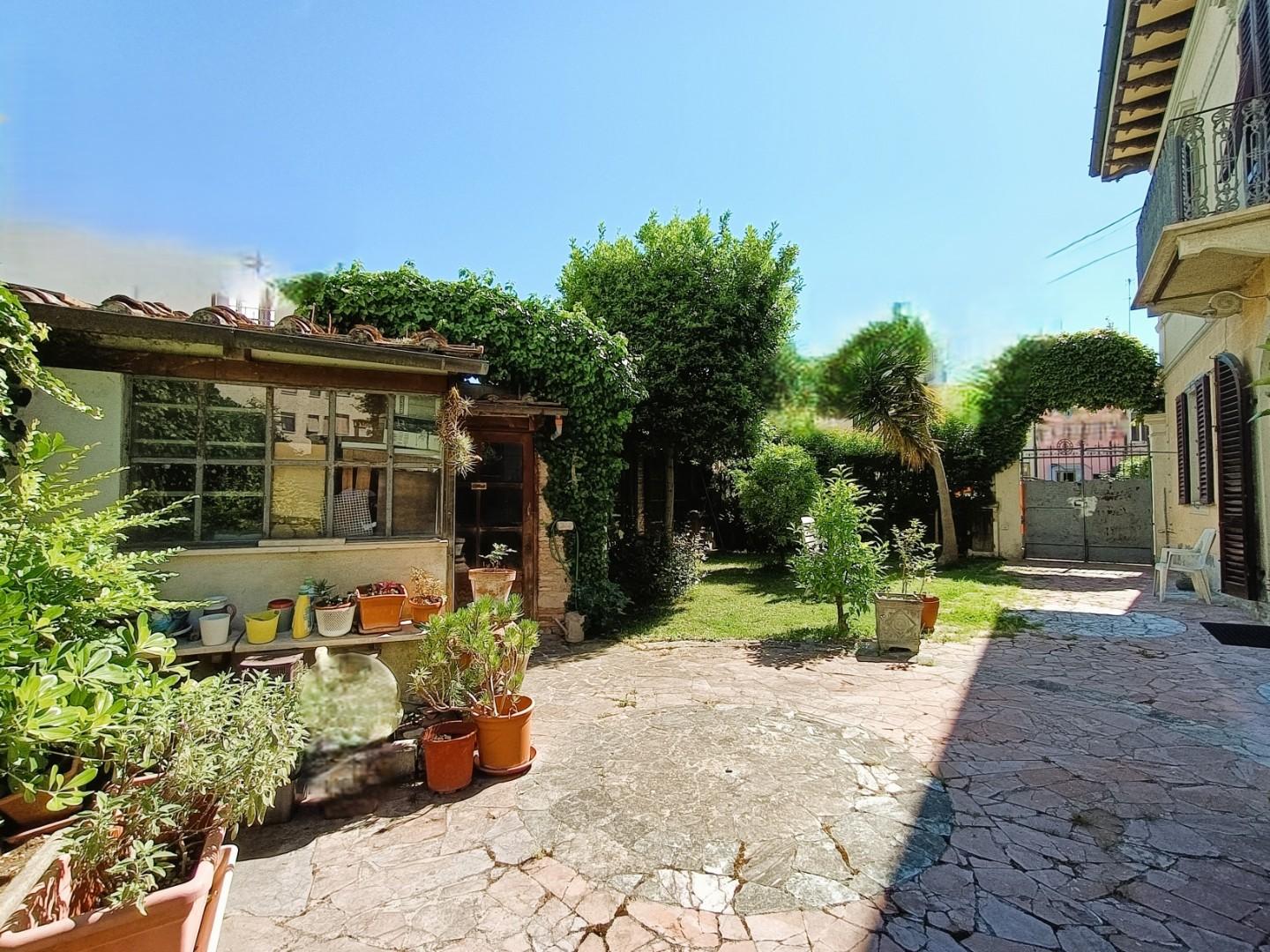 Villa - Landi, Pisa (5/64)