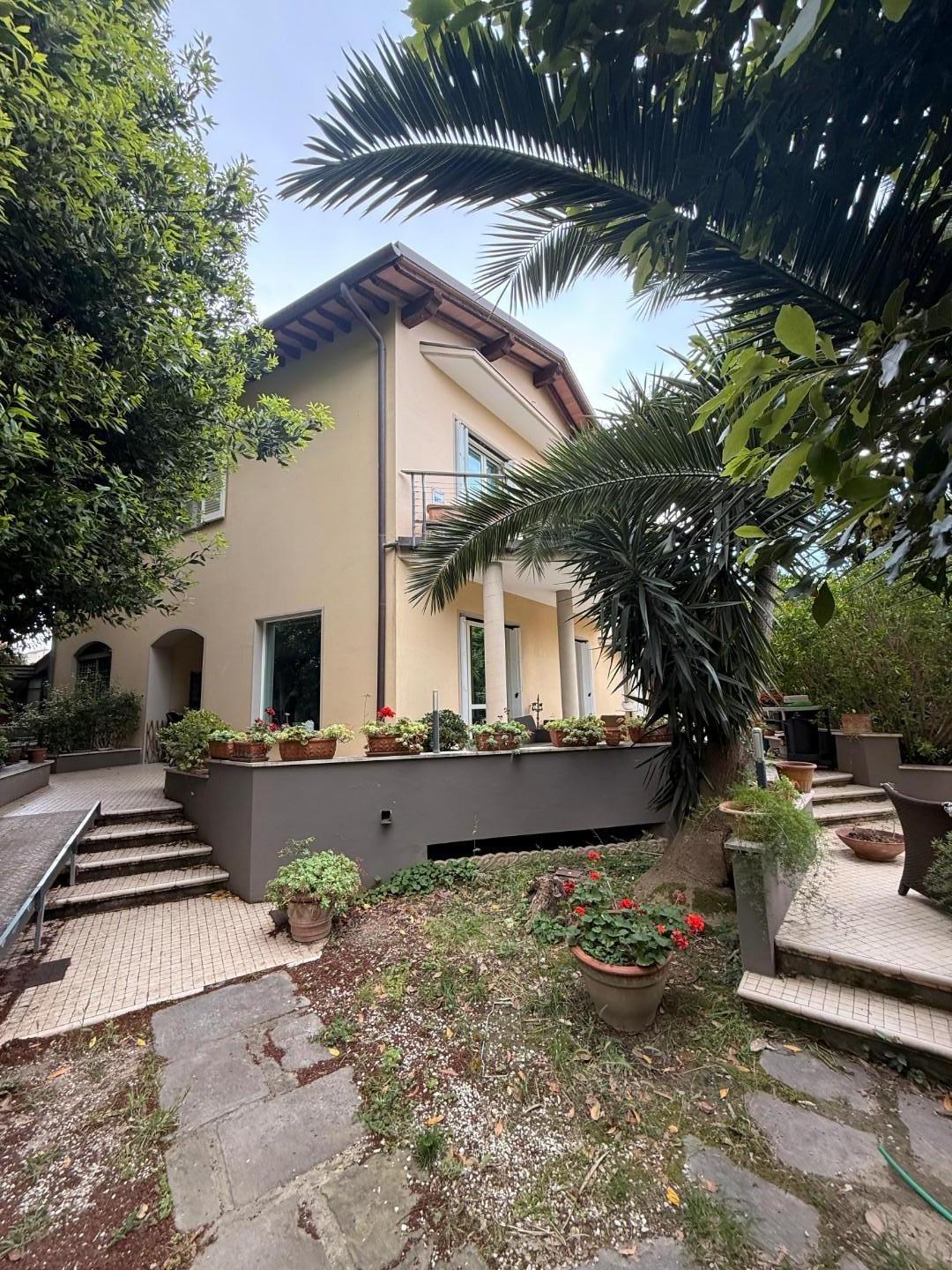 Villa in vendita a Livorno