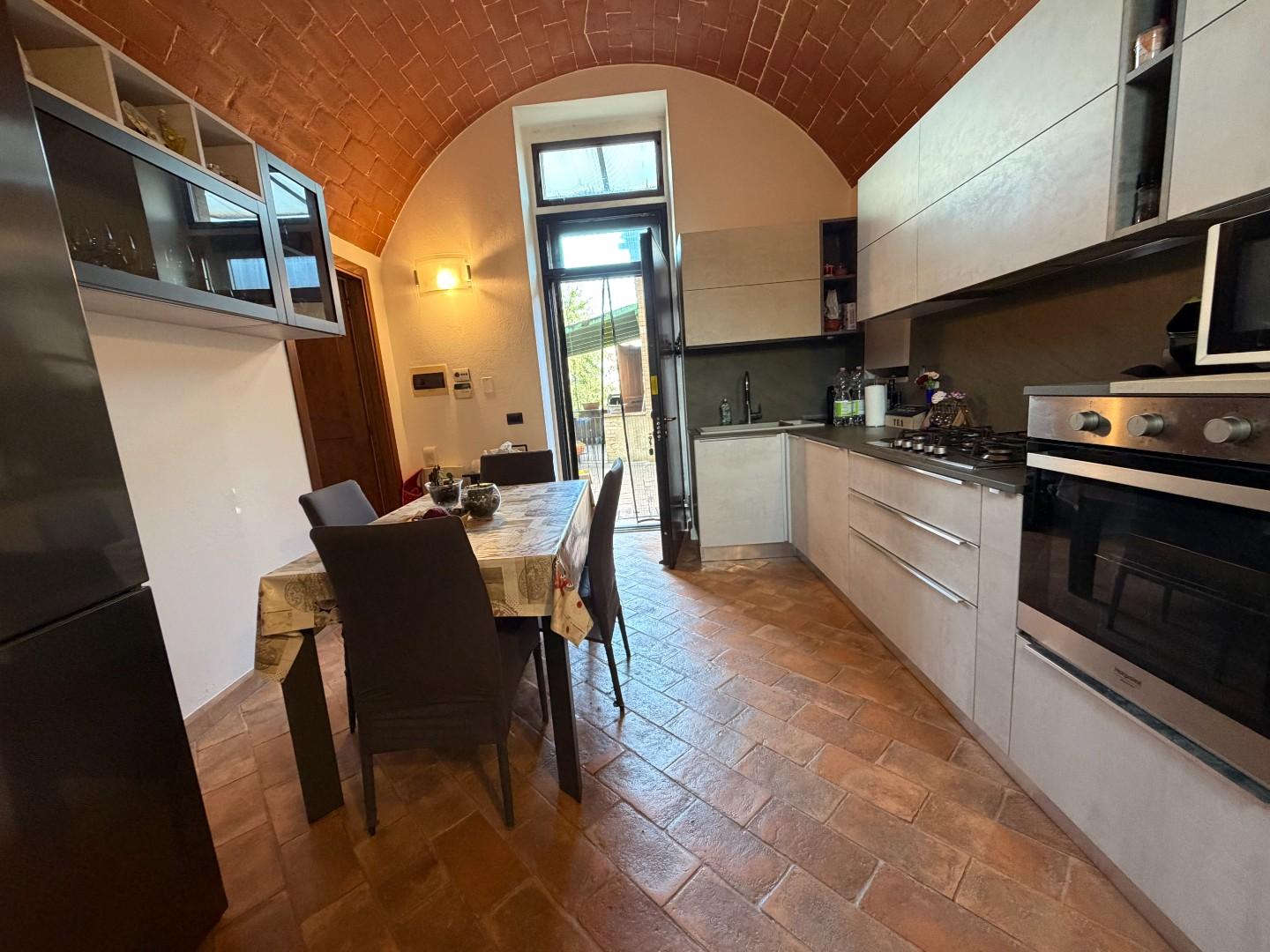Porzione di casa in vendita a Poggibonsi