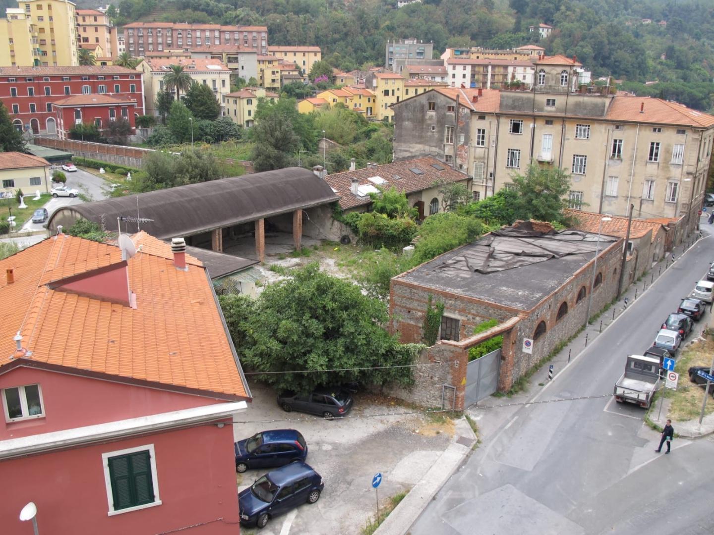 Stabile/Palazzo in vendita a Carrara