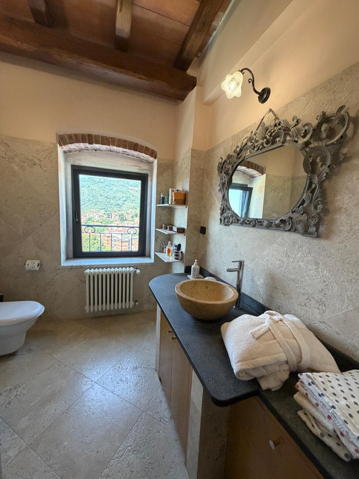 Villa - Ficola, Carrara (32/42)