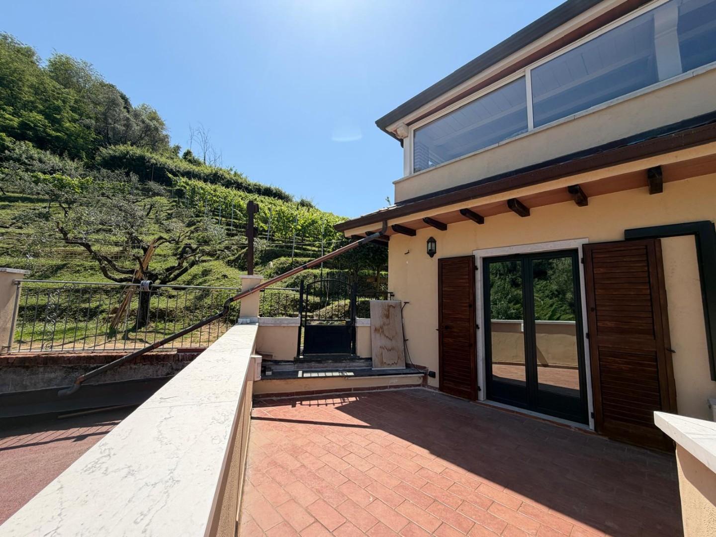 Villa - Ficola, Carrara (29/42)