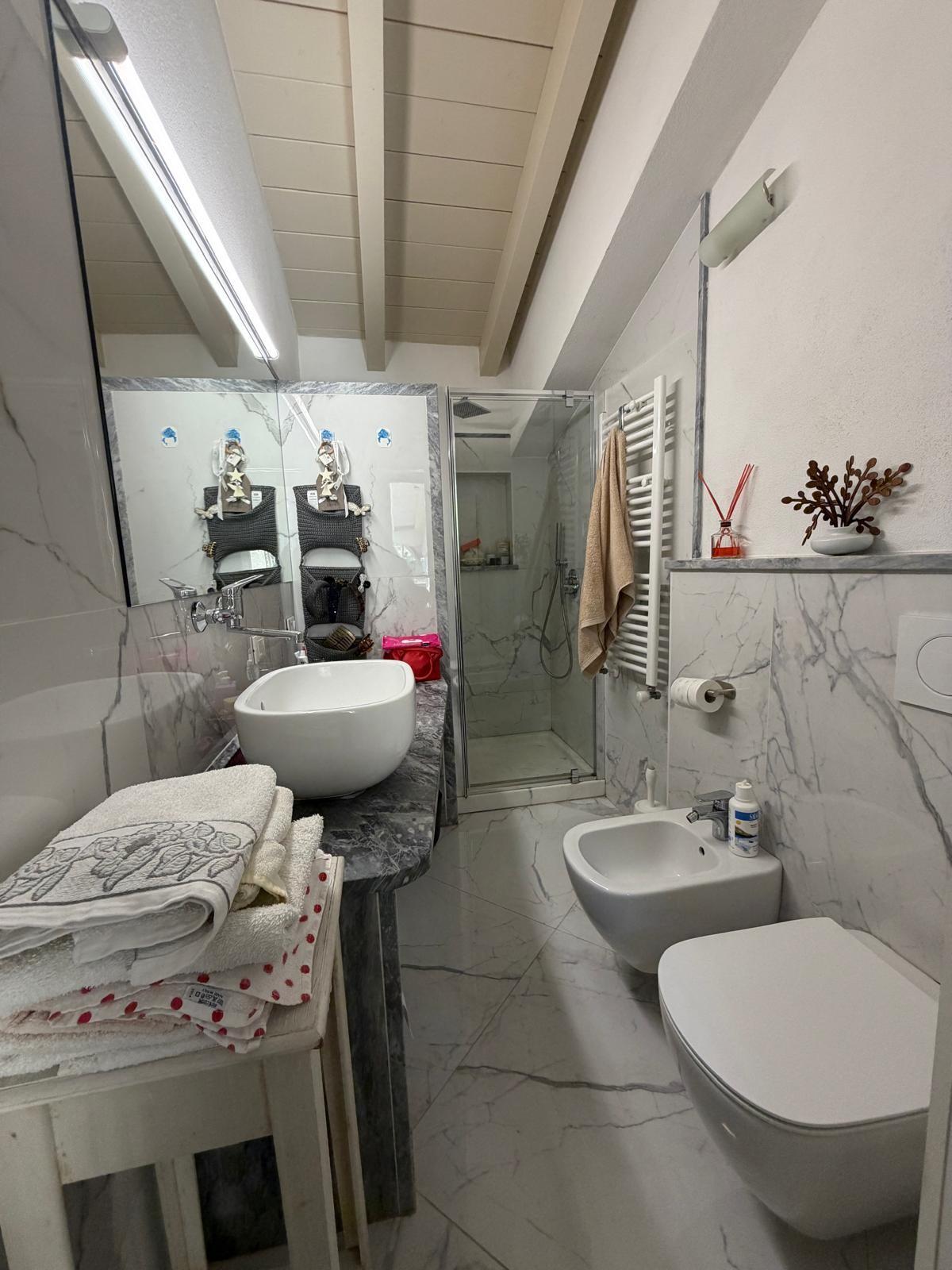 Villa - Ficola, Carrara (27/42)