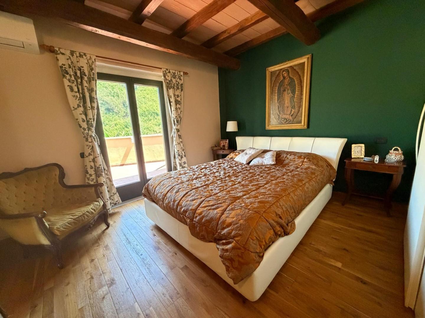 Villa - Ficola, Carrara (30/42)