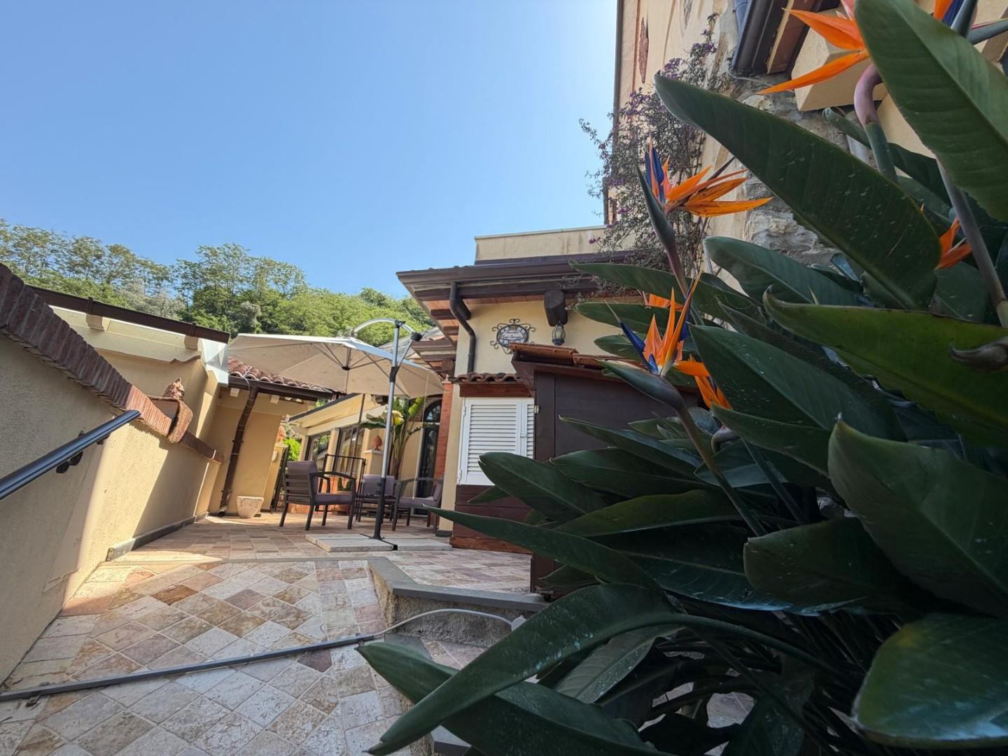 Villa - Ficola, Carrara (8/42)