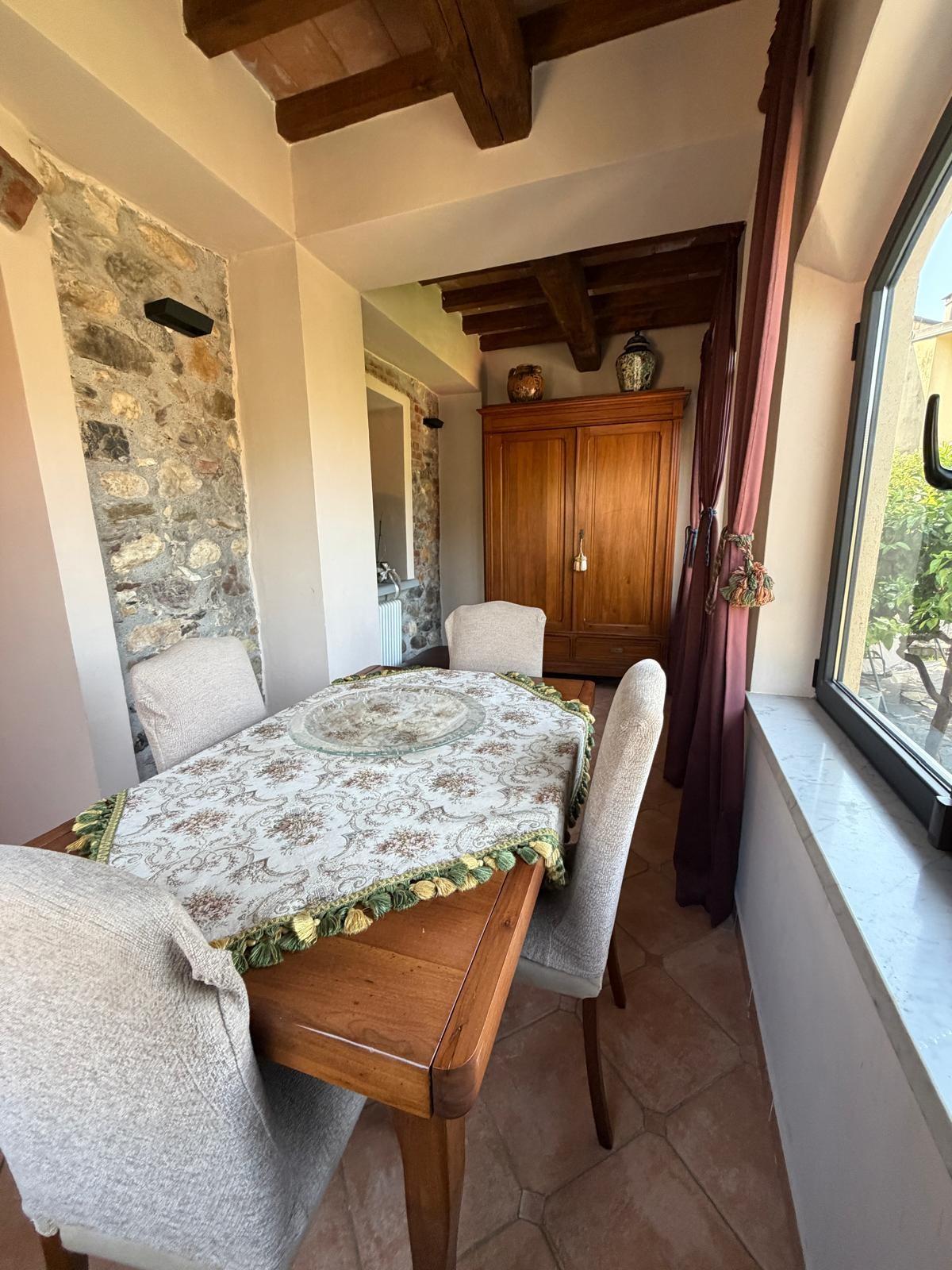 Villa - Ficola, Carrara (40/42)