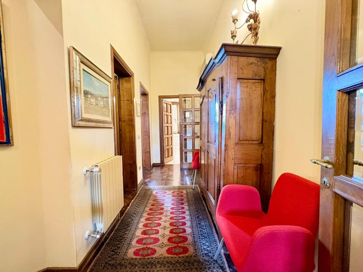 Villa - Massa (11/28)