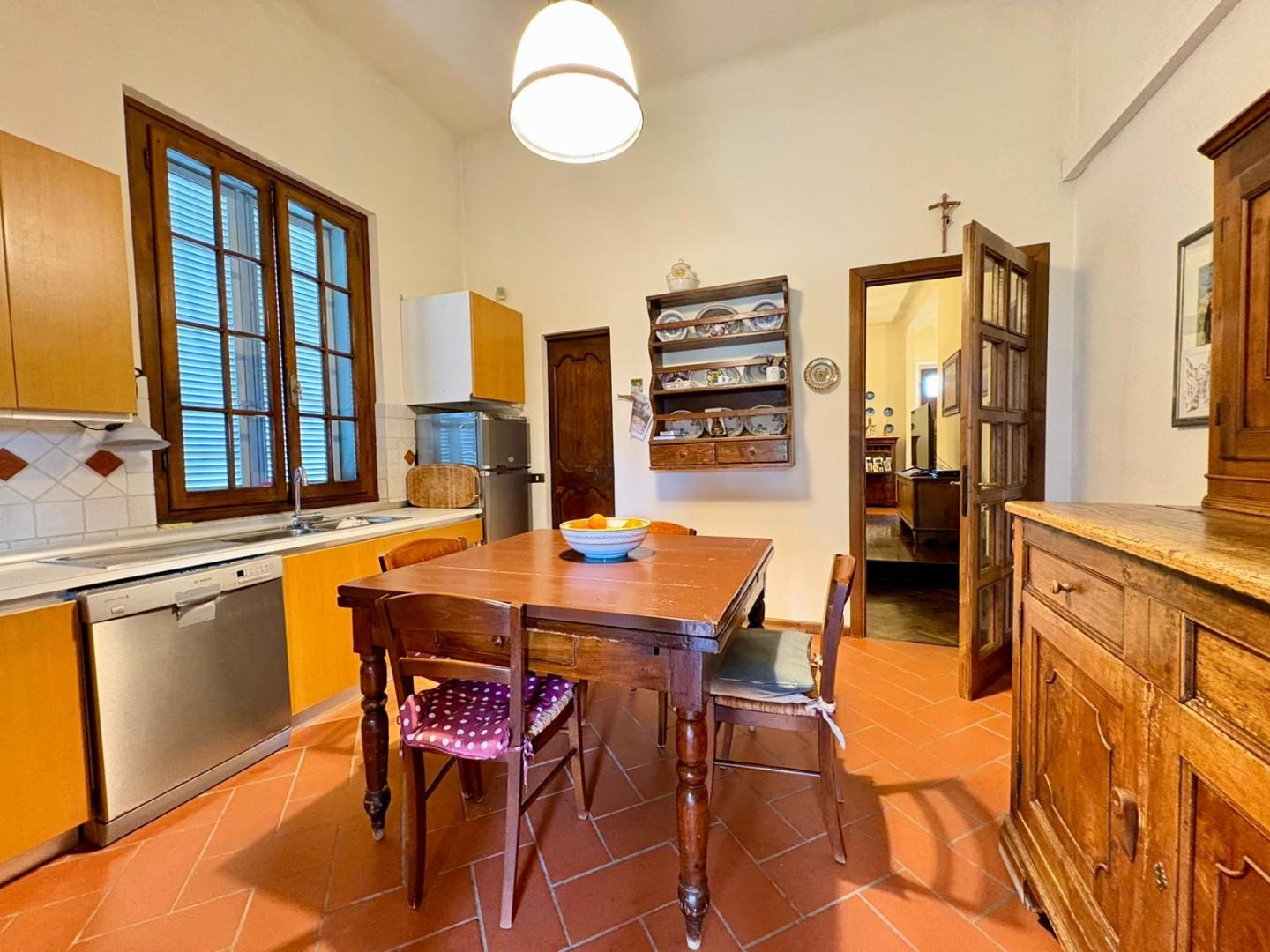 Villa - Massa (10/28)