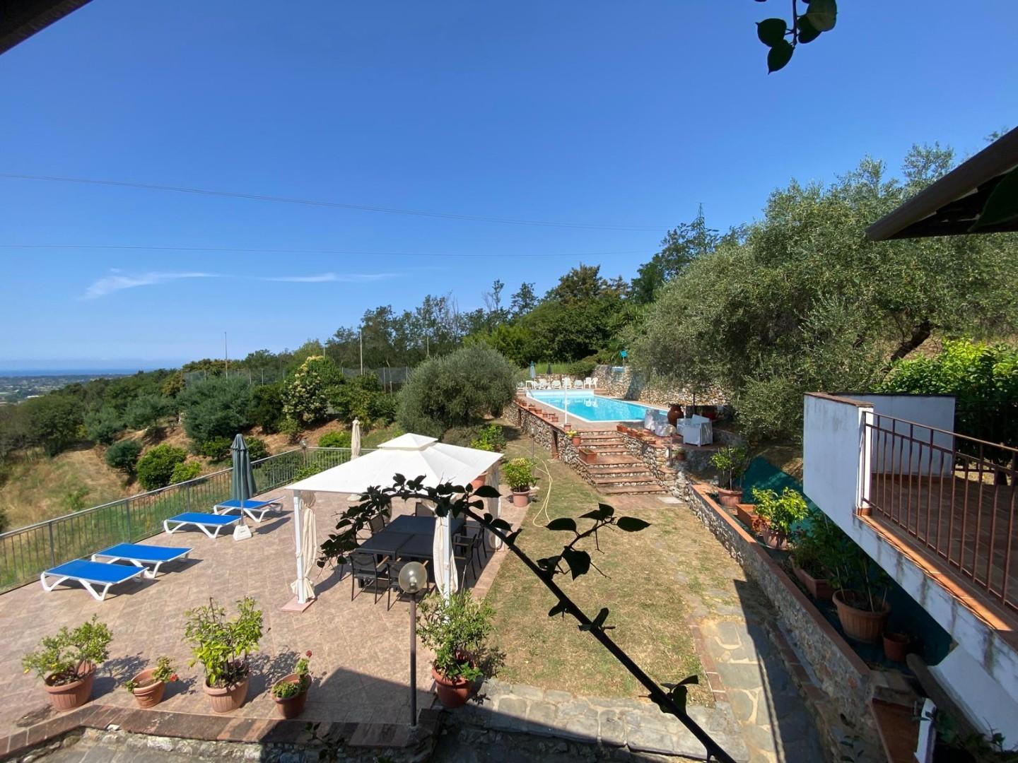 Villa - Capezzano Pianore, Camaiore (69/76)