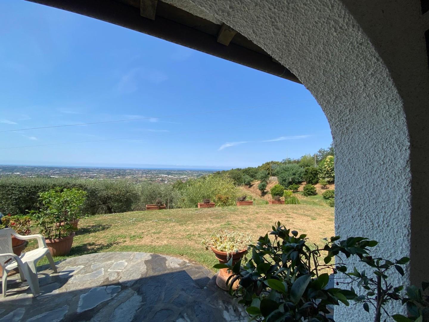 Villa - Capezzano Pianore, Camaiore (21/76)