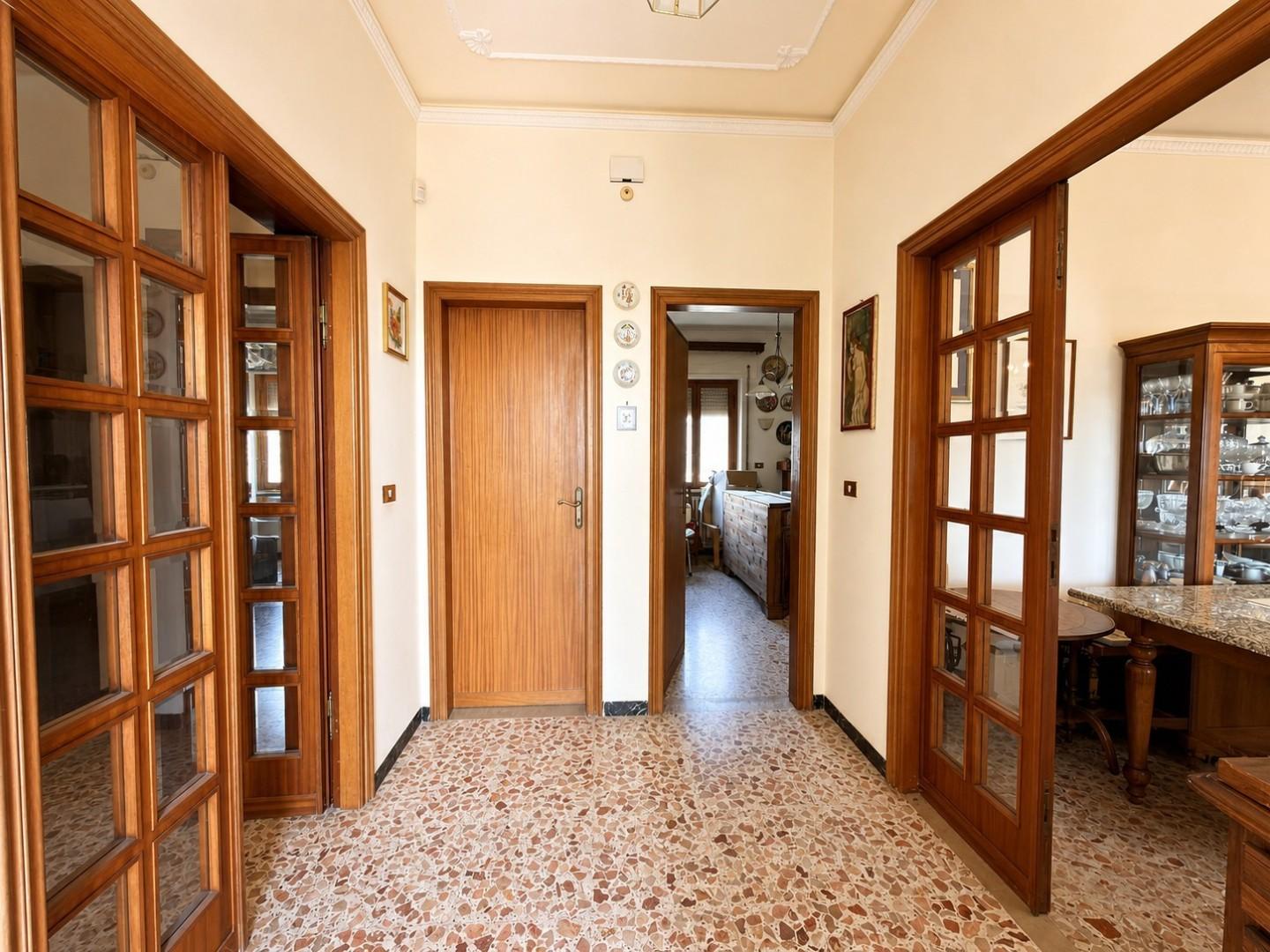 Villa - Sant'alessio, Prima periferia, Lucca (16/23)