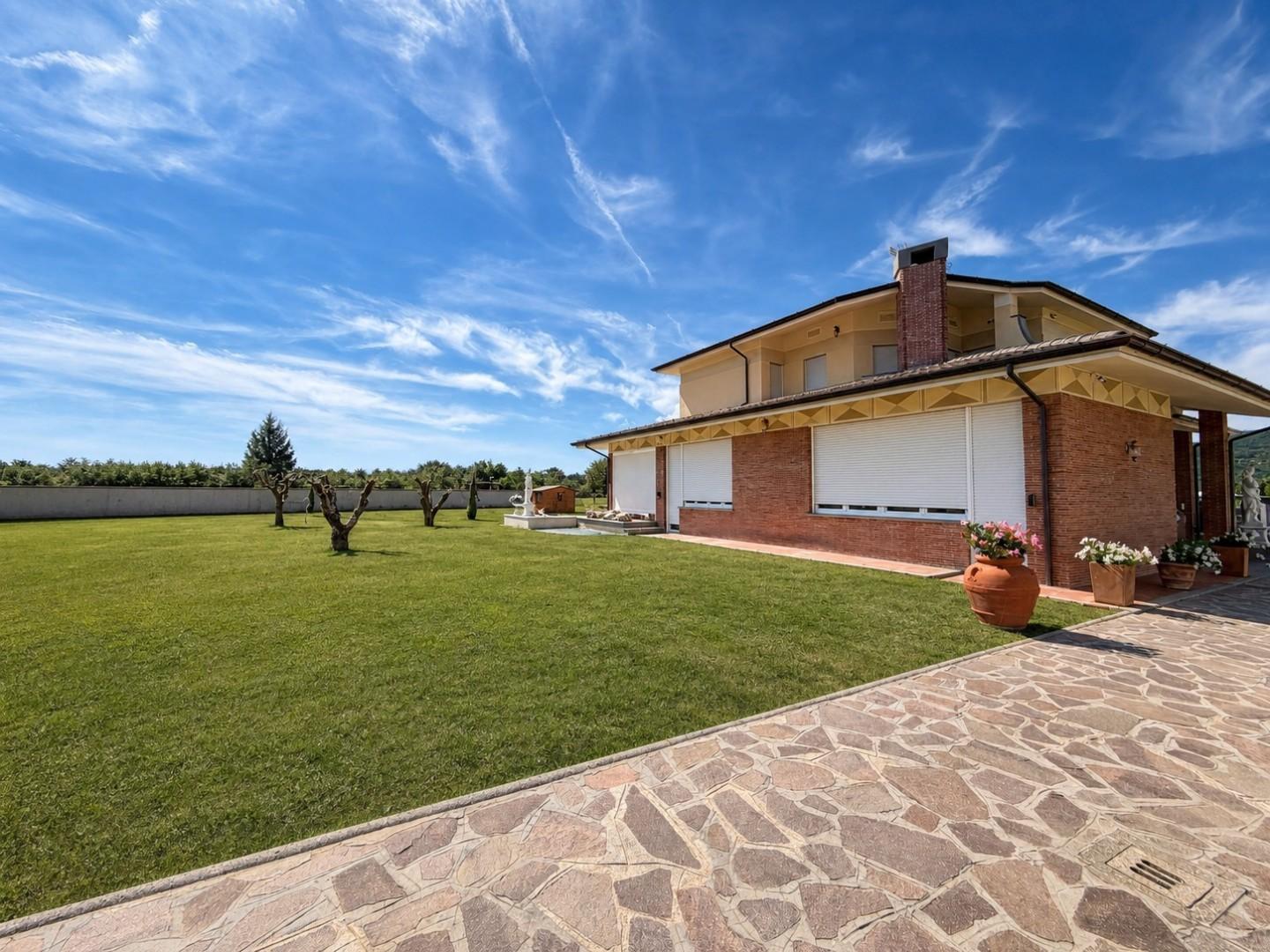 Villa in vendita a Capannori