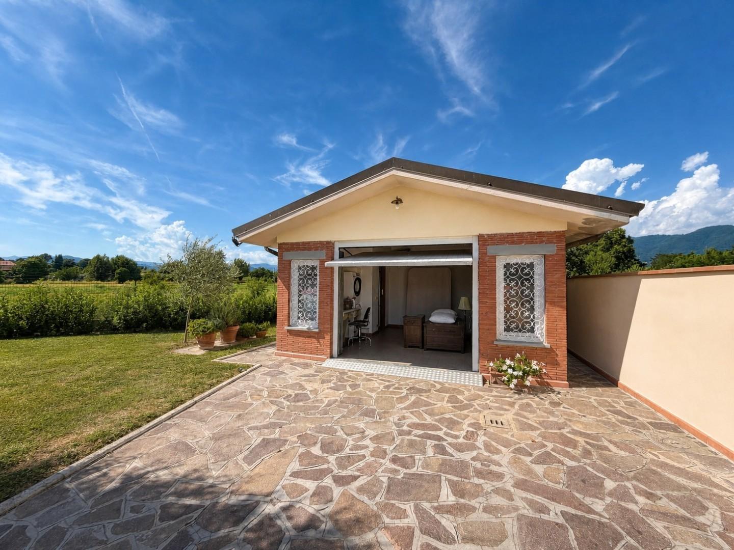 Villa - Lammari, Capannori (37/41)