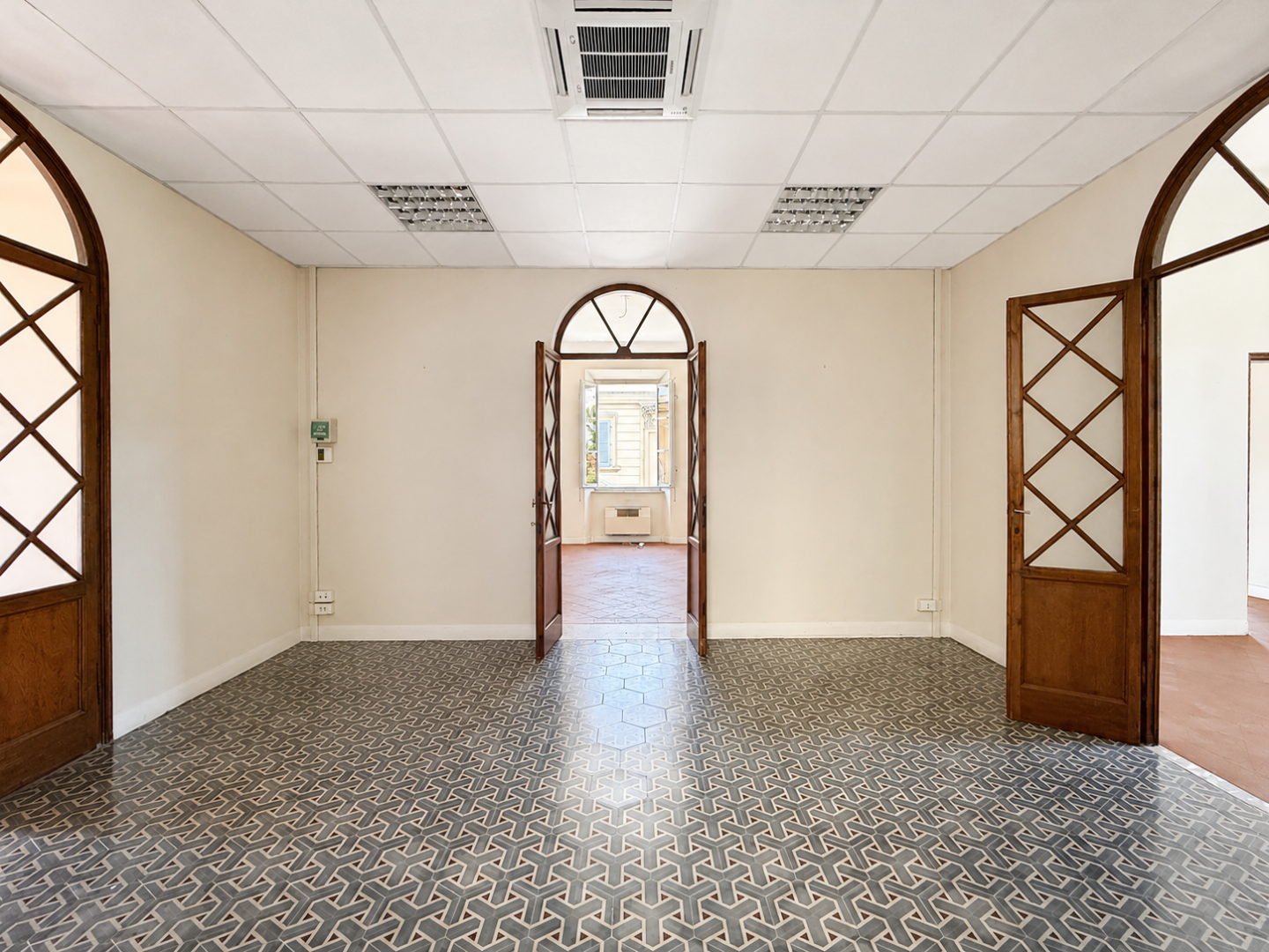Appartamento - Vicino Mura, Lucca (9/58)