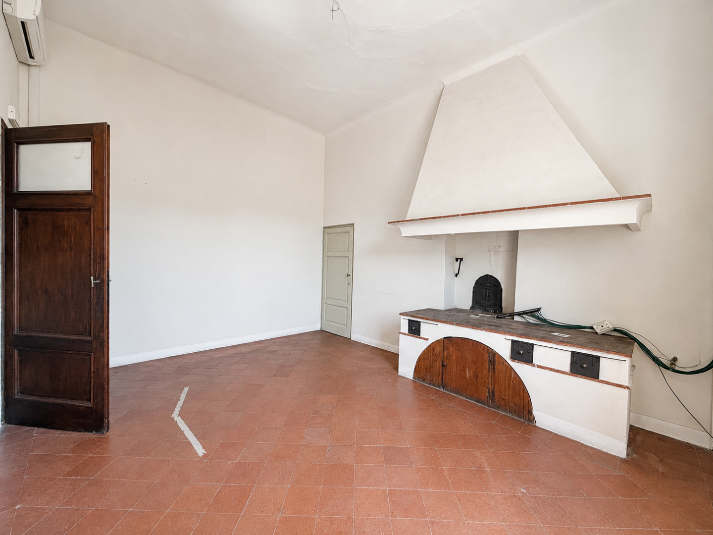 Appartamento - Vicino Mura, Lucca (45/58)