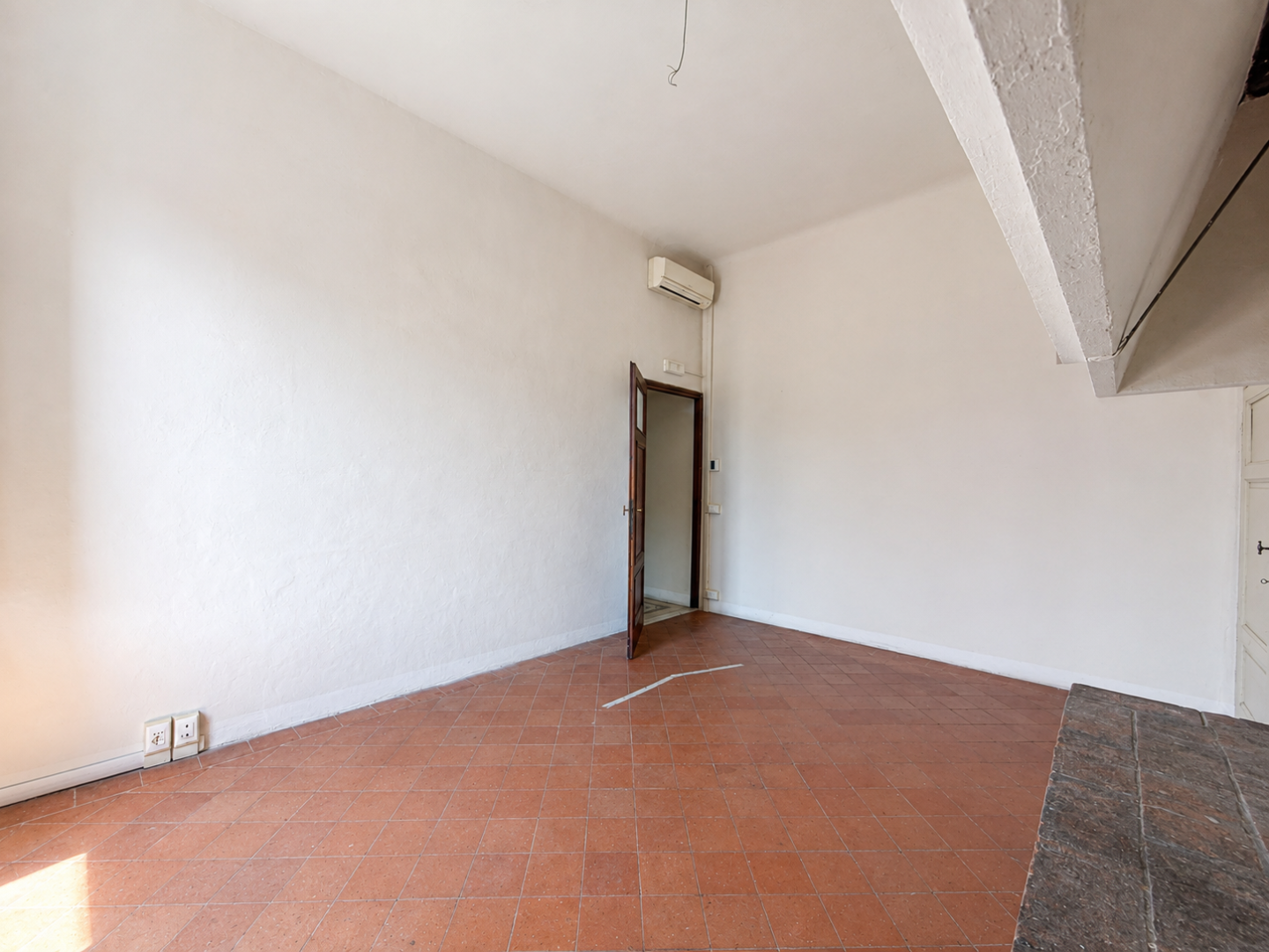 Appartamento - Vicino Mura, Lucca (46/58)