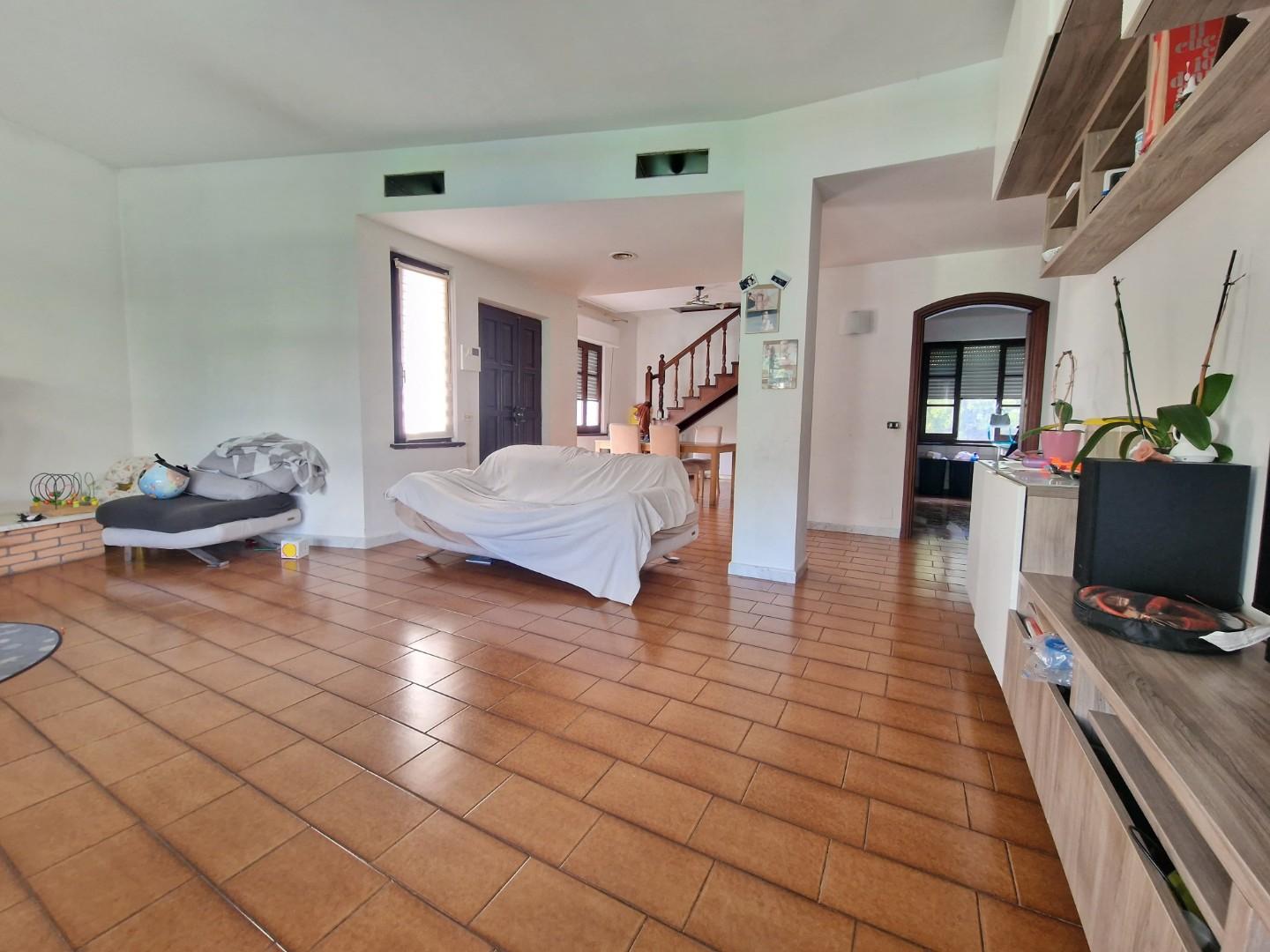 Villa - Marina Di Carrara, Carrara (8/34)