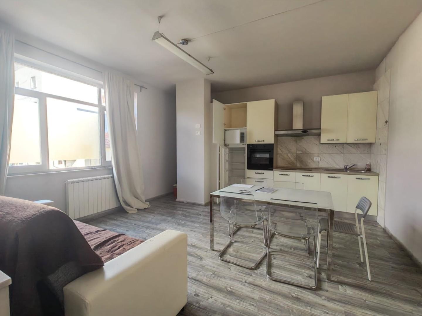 Appartamento in vendita a Carrara