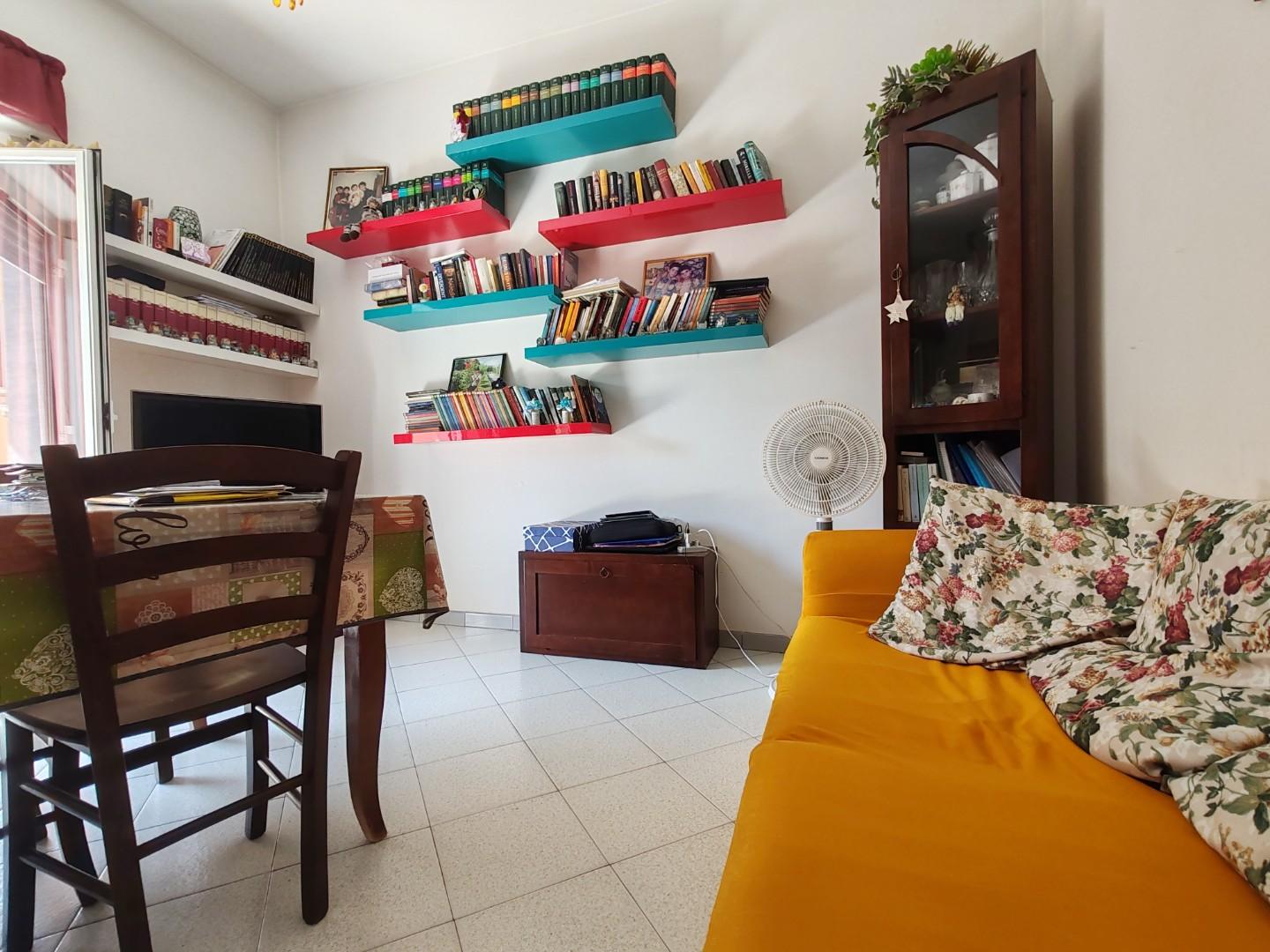 Appartamento in vendita a Zona Viali, Massa (MS)