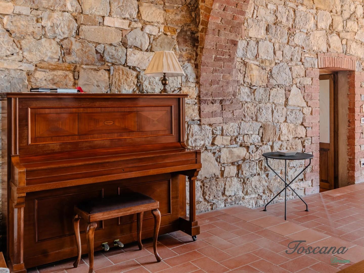 Villa - Castelnuovo di Val di Cecina (31/84)